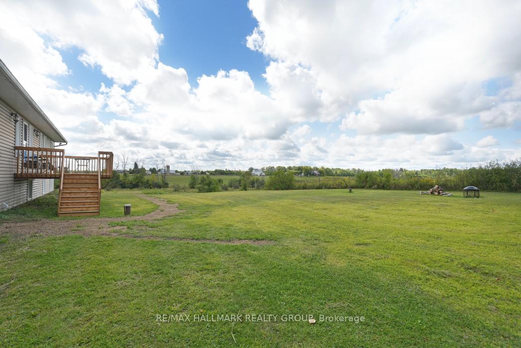 Photo 31 of 3983 Woodkilton Road, Ottawa, Dunrobin — HOMEH