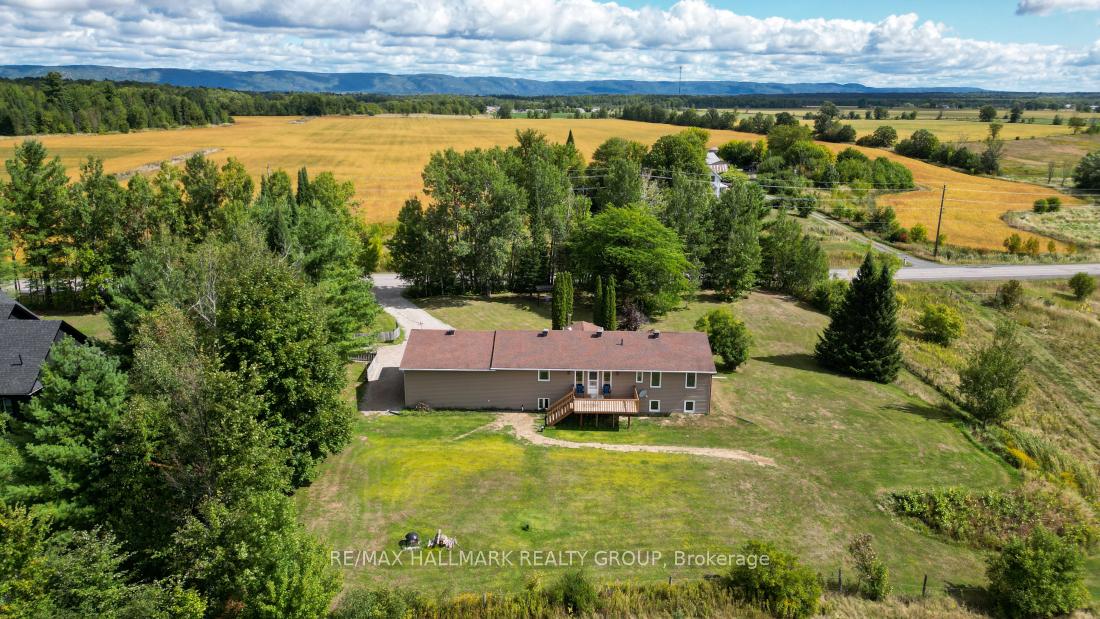 Photo 35 of 3983 Woodkilton Road, Ottawa, Dunrobin — HOMEH