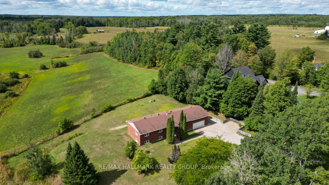 Photo 38 of 3983 Woodkilton Road, Ottawa, Dunrobin — HOMEH