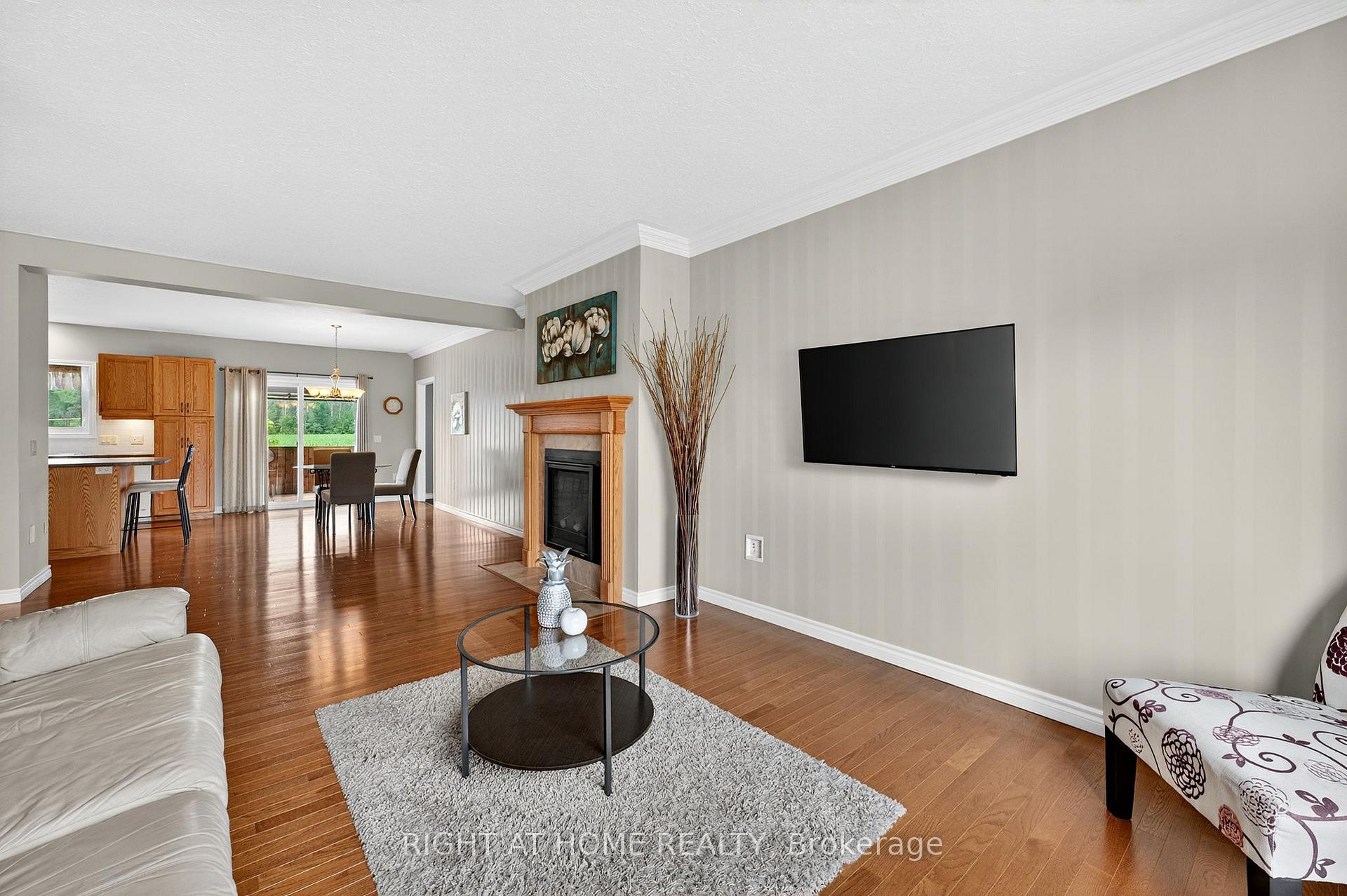 Photo 13 of 164 Switzer Street, Clearview, New Lowell — HOMEH