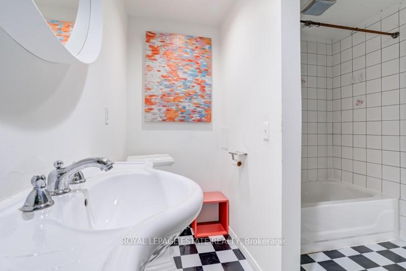 Photo 15 of Unit 3, 535 Queen Street E, Toronto, Moss Park — HOMEH