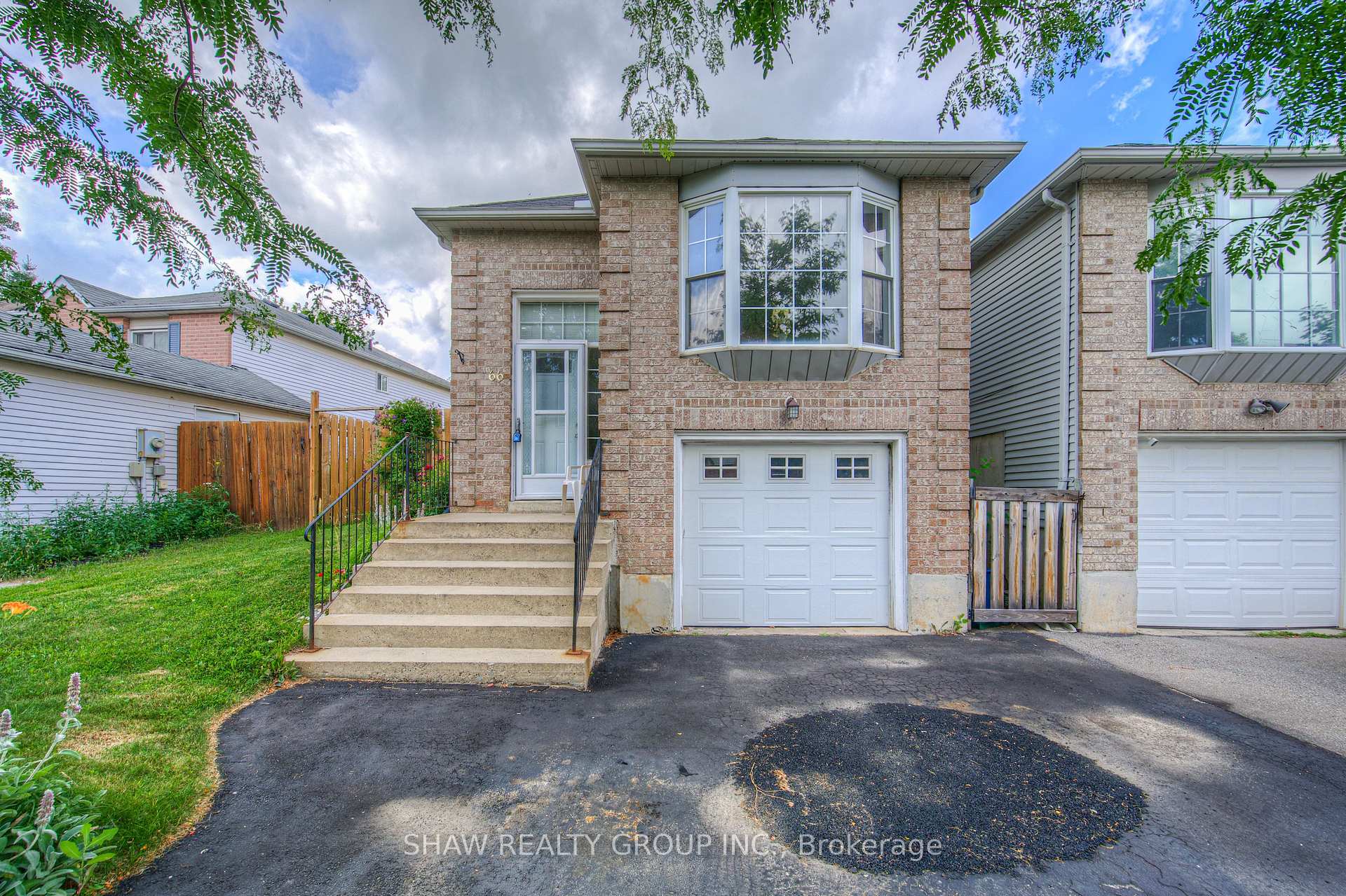 Photo 1 of 66 D'aubigny Road, Brant, Brantford Twp — HOMEH