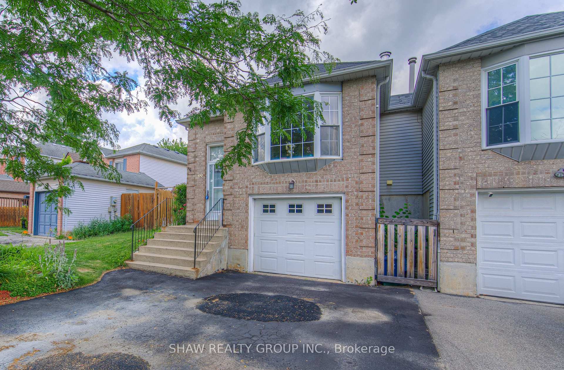 Photo 3 of 66 D'aubigny Road, Brant, Brantford Twp — HOMEH