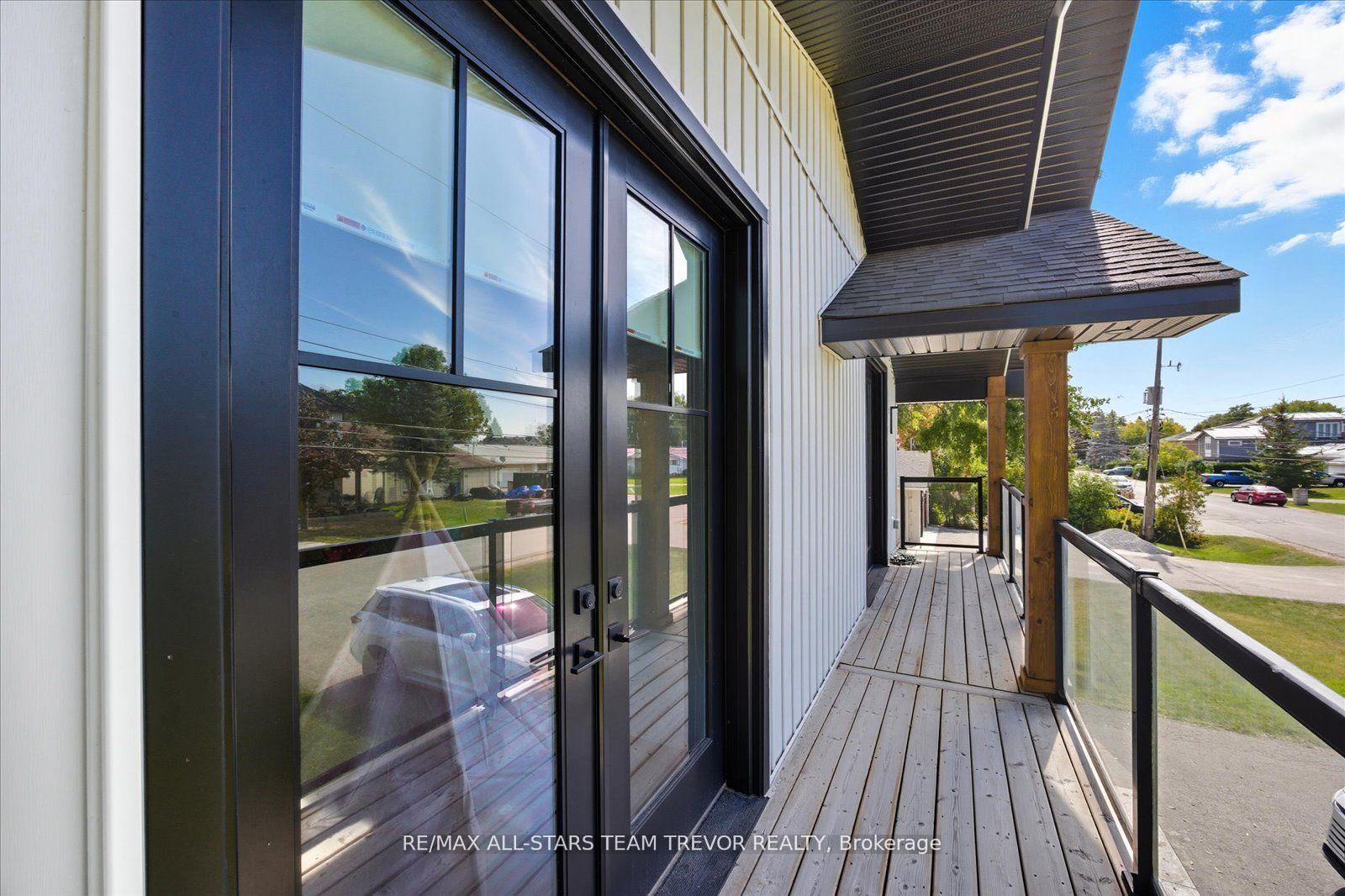 Photo 26 of 61 Canal Street, Georgina, Keswick South — HOMEH