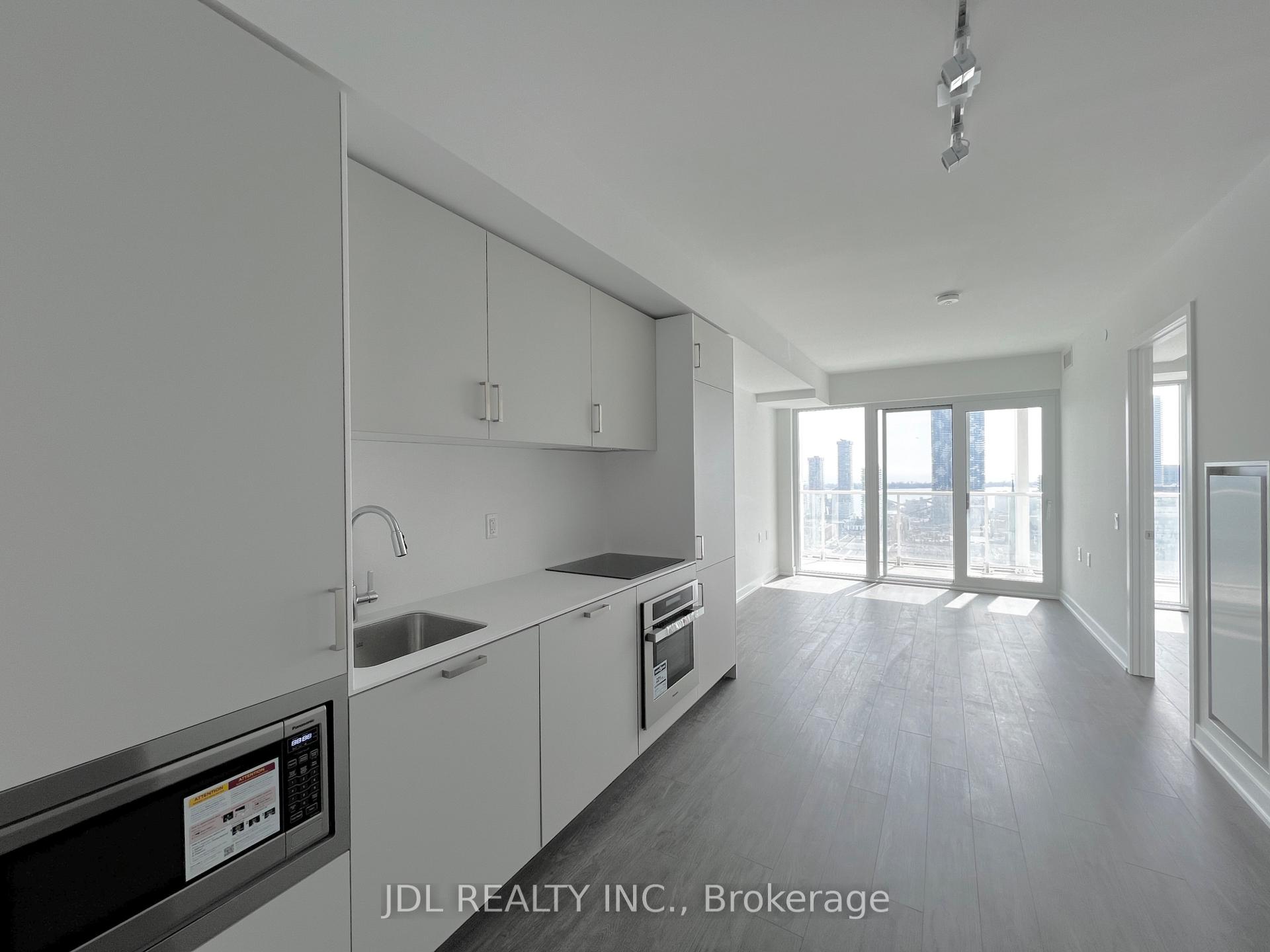 Photo 5 of Unit 3207, 88 Queen Street E, Toronto, Church-Yonge Corridor — HOMEH