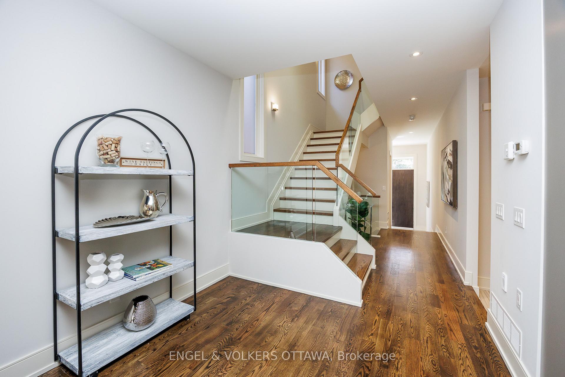 Photo 9 of 35 Newton Street, Ottawa, Glebe — HOMEH