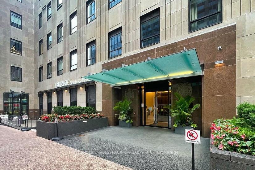 Photo 4 of Unit 205, 88 Scott Street, Toronto, Church-Yonge Corridor — HOMEH