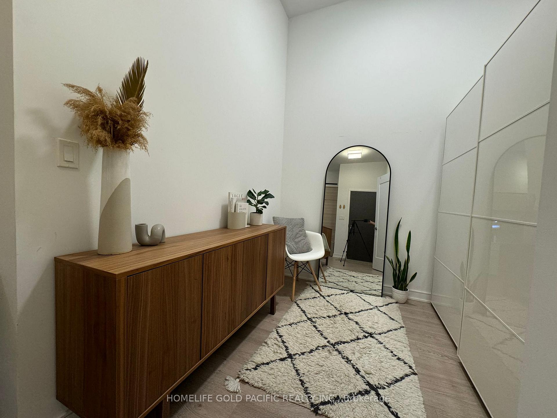 Photo 6 of Unit 205, 88 Scott Street, Toronto, Church-Yonge Corridor — HOMEH