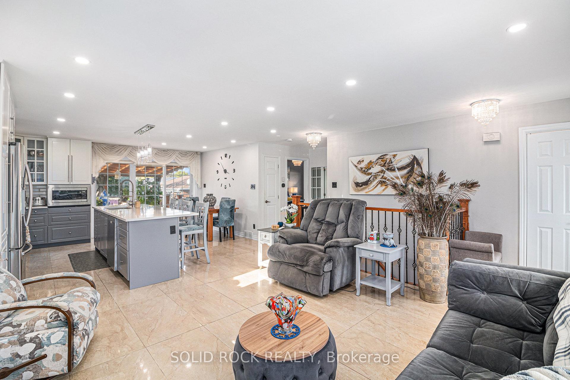 Photo 5 of 1506 First Street E, Cornwall — HOMEH