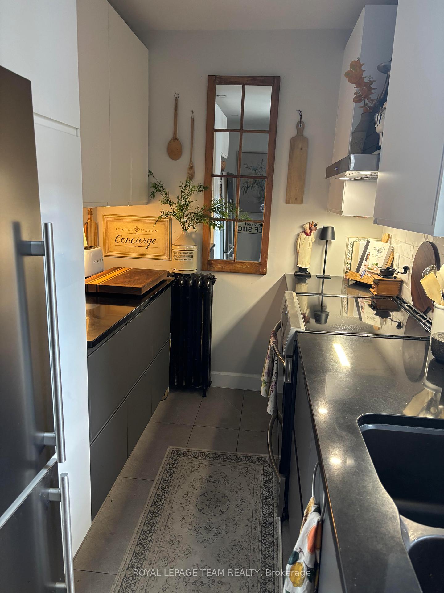 Photo 16 of Unit 2, 16 Powell Avenue, Ottawa, Glebe — HOMEH
