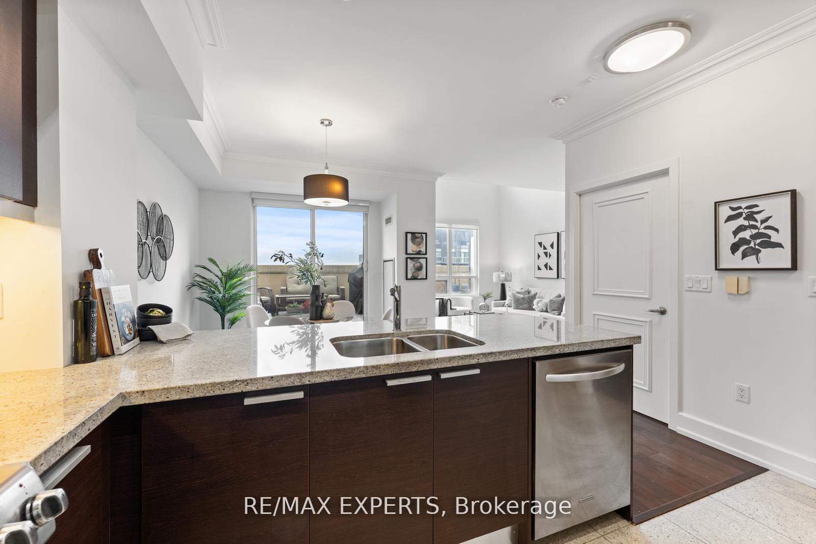Photo 5 of Unit PH08, 650 Sheppard Avenue, North York, Bayview Village — HOMEH