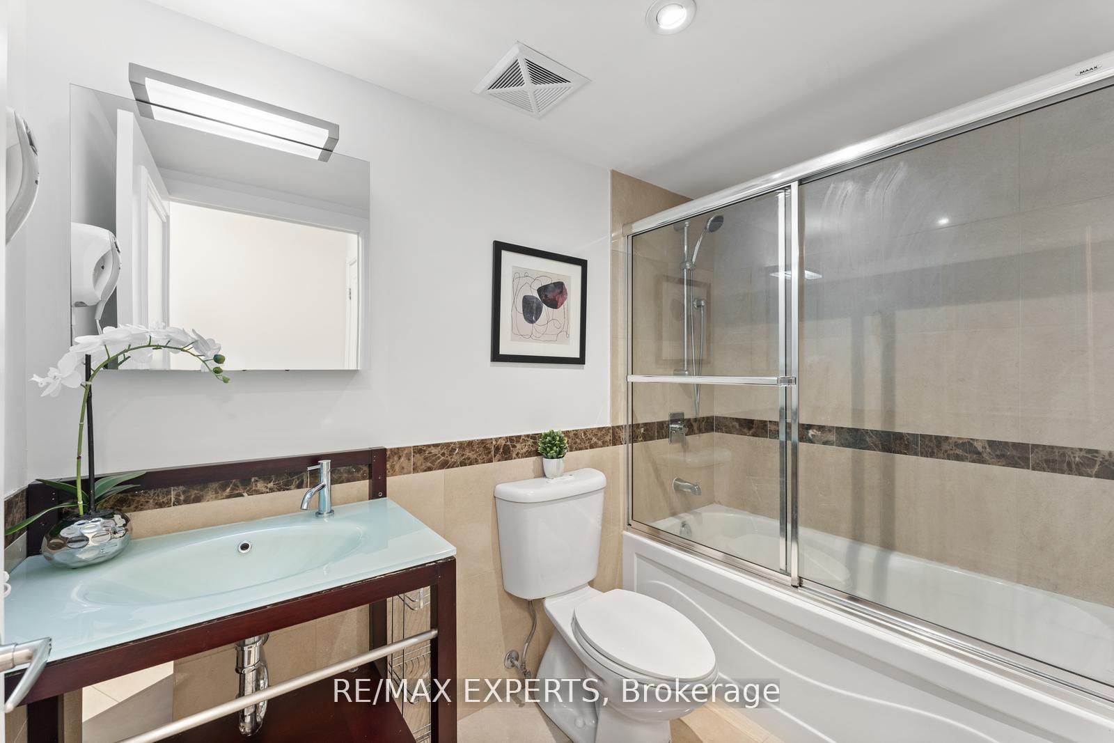 Photo 20 of Unit PH08, 650 Sheppard Avenue, North York, Bayview Village — HOMEH