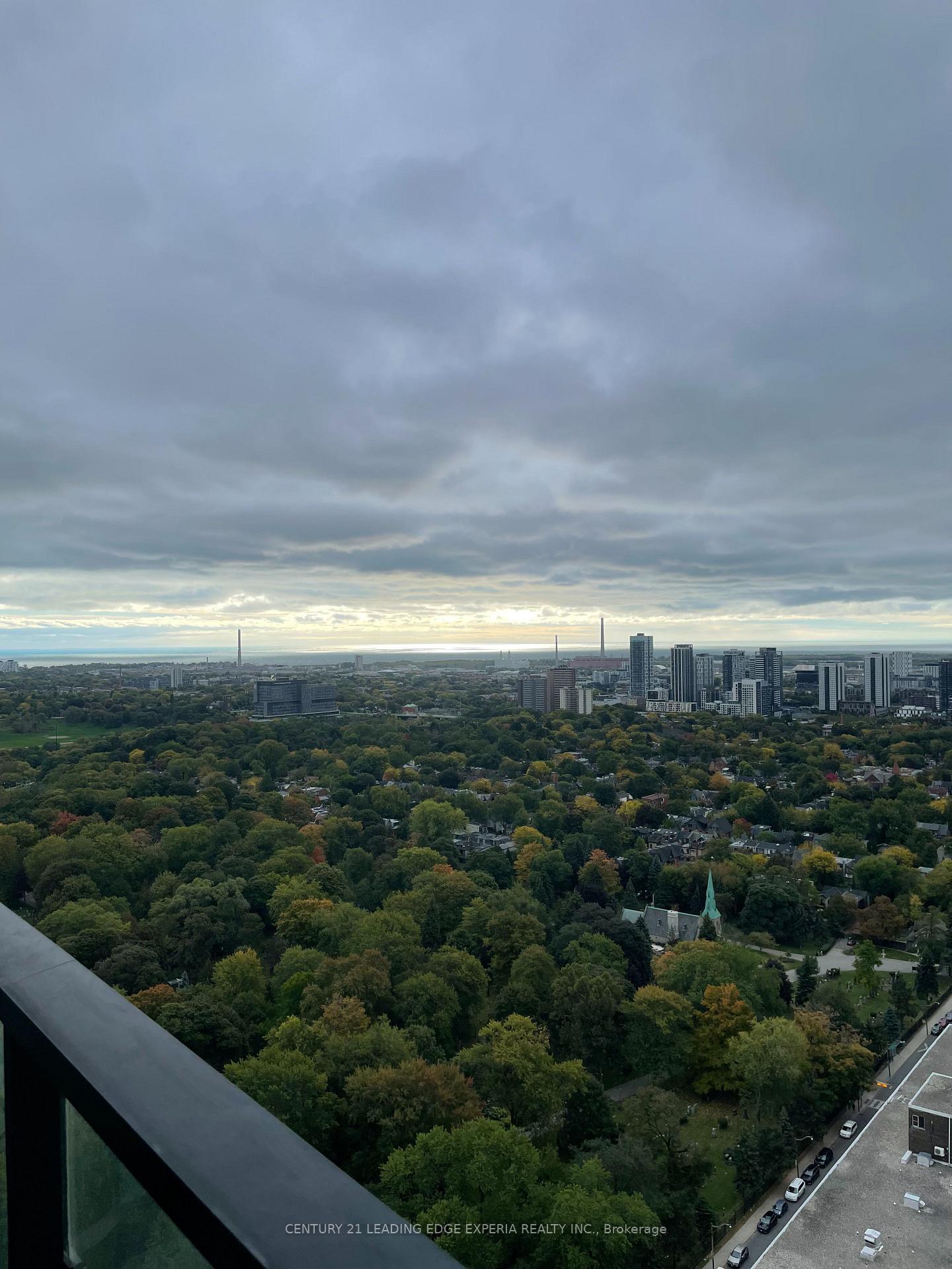Photo 3 of Unit 3220, 585 Bloor Street E, Toronto, North St. James Town — HOMEH