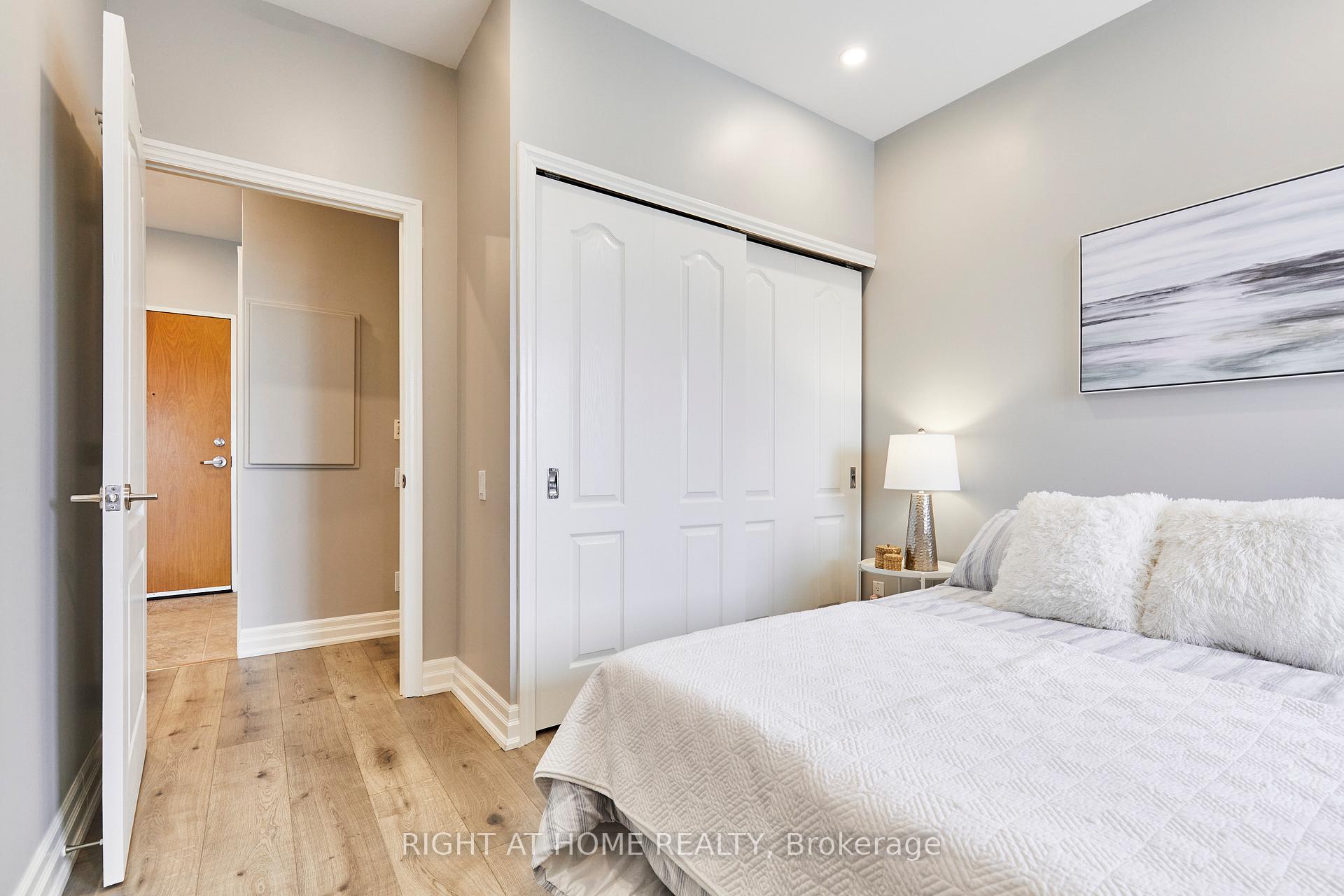 Photo 14 of Unit 804, 44 Bond Street W, Oshawa, O'Neill — HOMEH