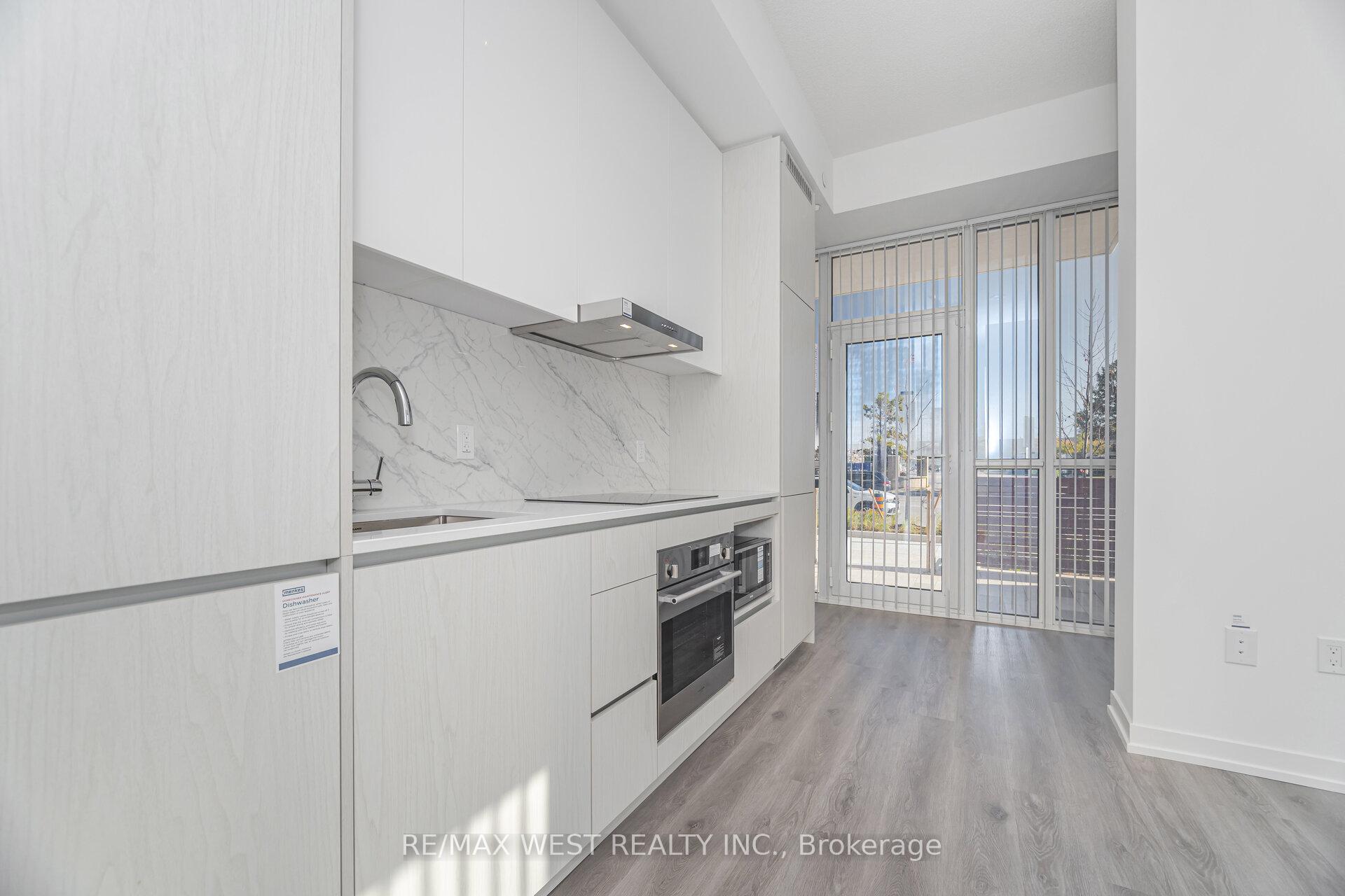 Photo 8 of Unit 106, 28 Interchange Way, Vaughan, Vaughan Corporate Centre — HOMEH