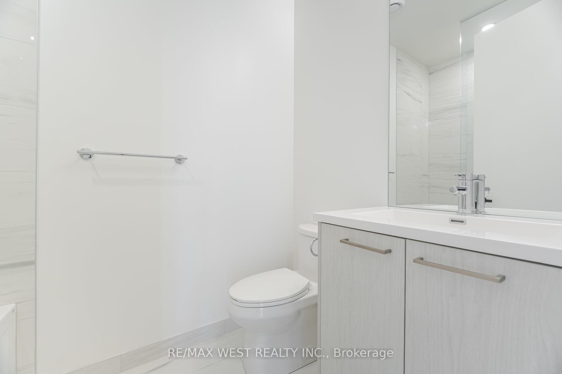Photo 17 of Unit 106, 28 Interchange Way, Vaughan, Vaughan Corporate Centre — HOMEH
