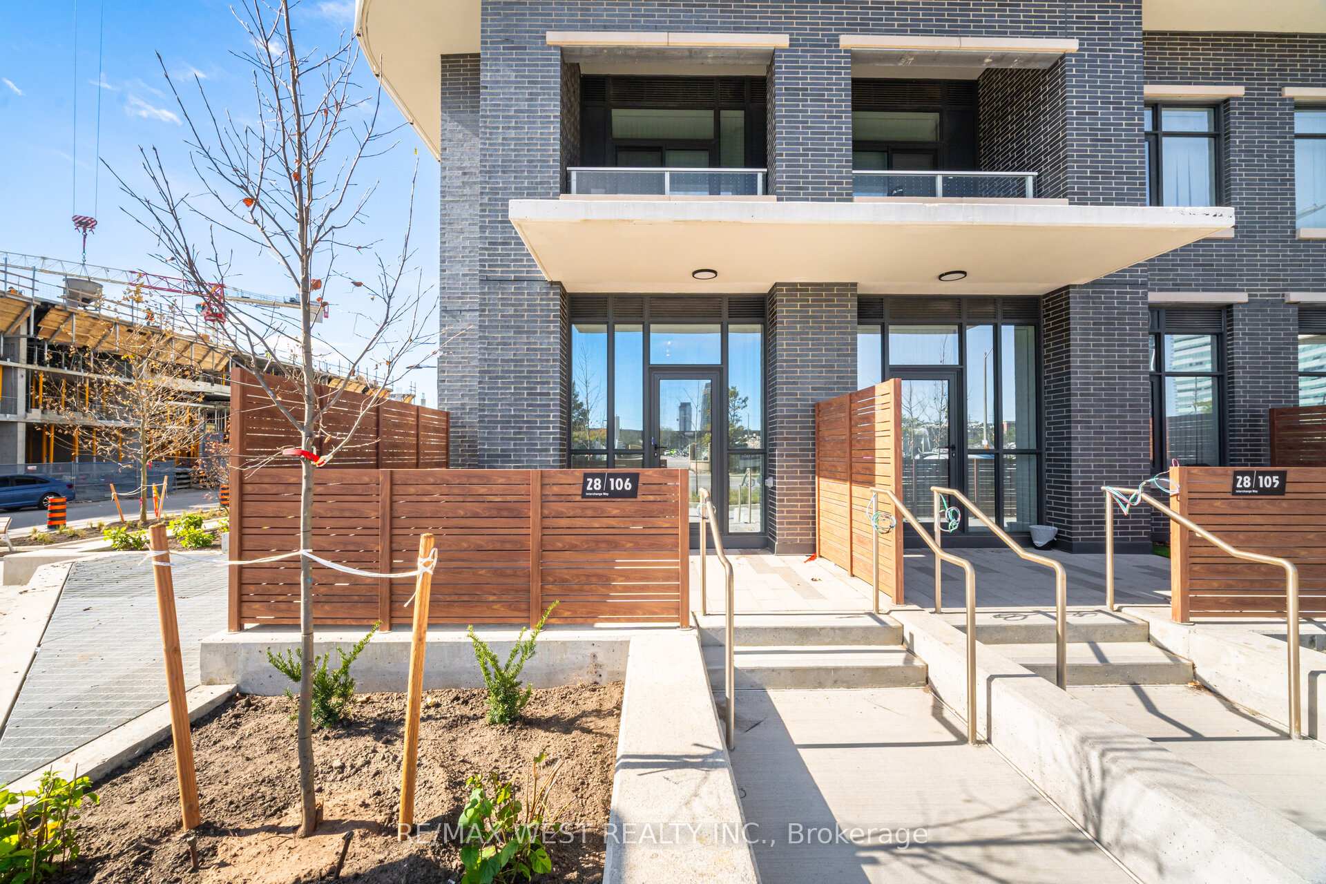 Photo 23 of Unit 106, 28 Interchange Way, Vaughan, Vaughan Corporate Centre — HOMEH