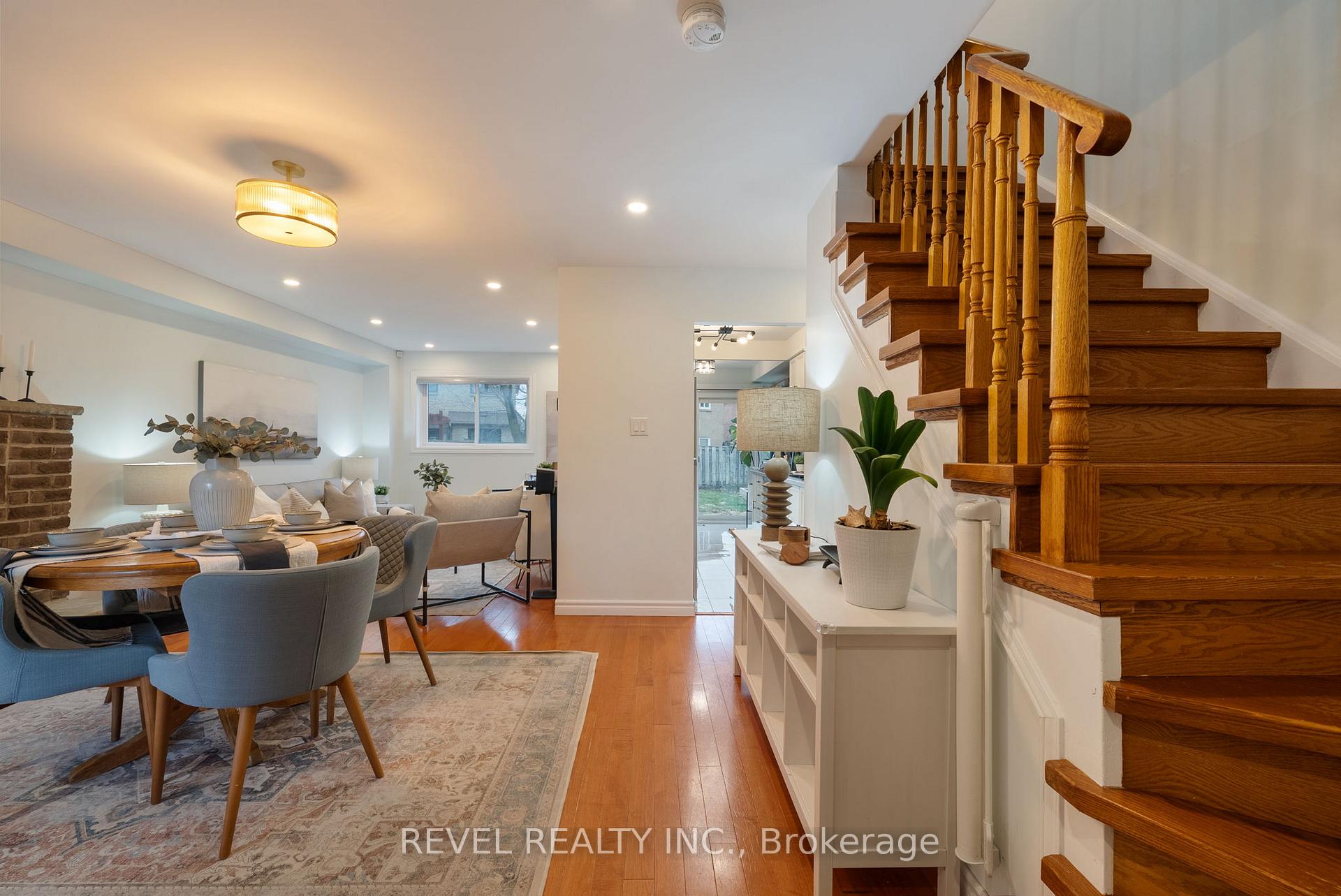 Photo 5 of 136 Chatfield Drive, Ajax, Central West — HOMEH