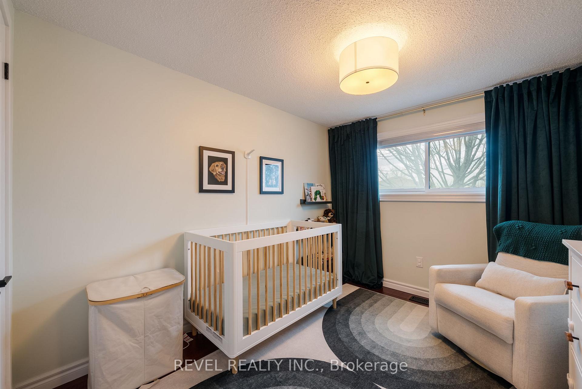 Photo 17 of 136 Chatfield Drive, Ajax, Central West — HOMEH