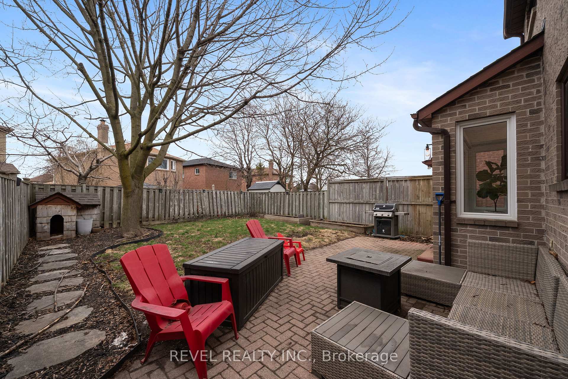 Photo 33 of 136 Chatfield Drive, Ajax, Central West — HOMEH