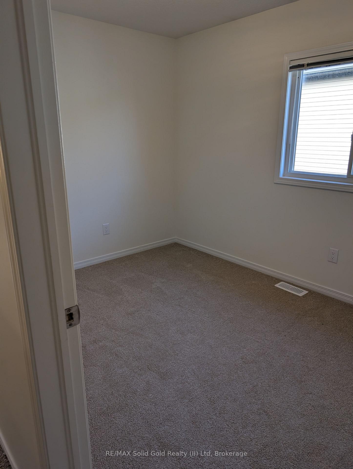 Photo 19 of Unit 35B, 931 Glasgow Street, Kitchener — HOMEH