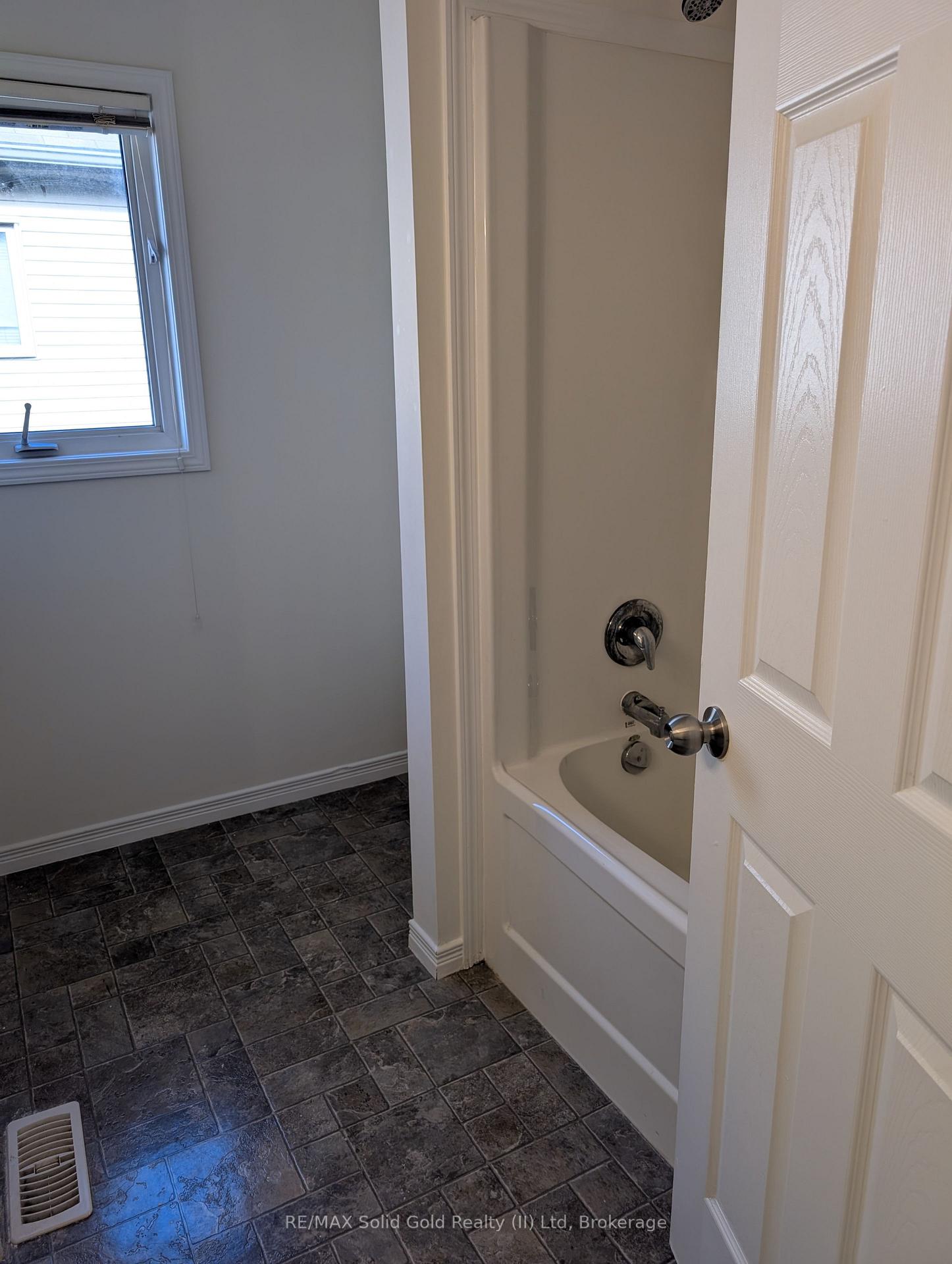 Photo 24 of Unit 35B, 931 Glasgow Street, Kitchener — HOMEH