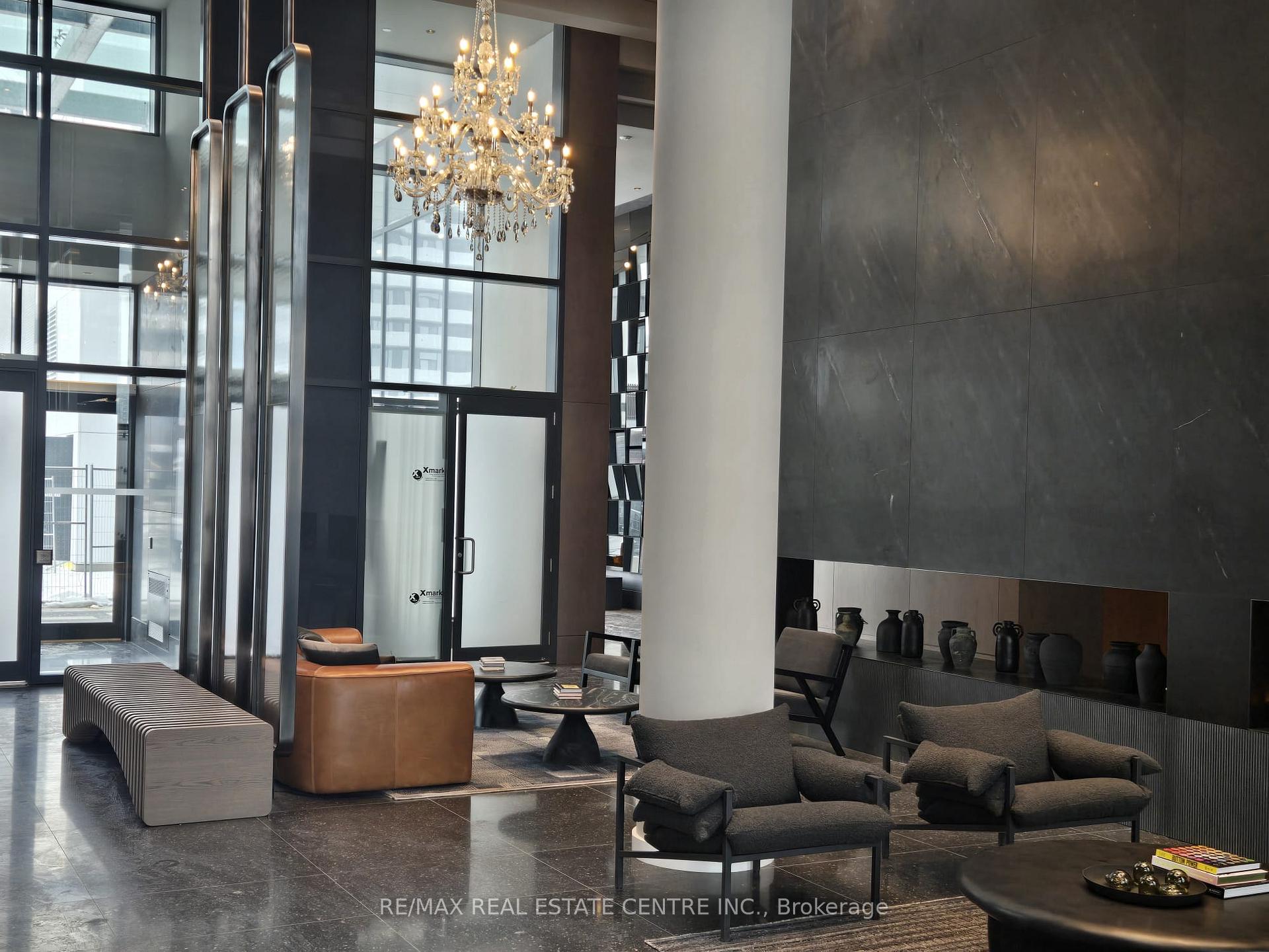 Photo 9 of Unit 1109, 8 Interchange Way, Vaughan, Vaughan Corporate Centre — HOMEH