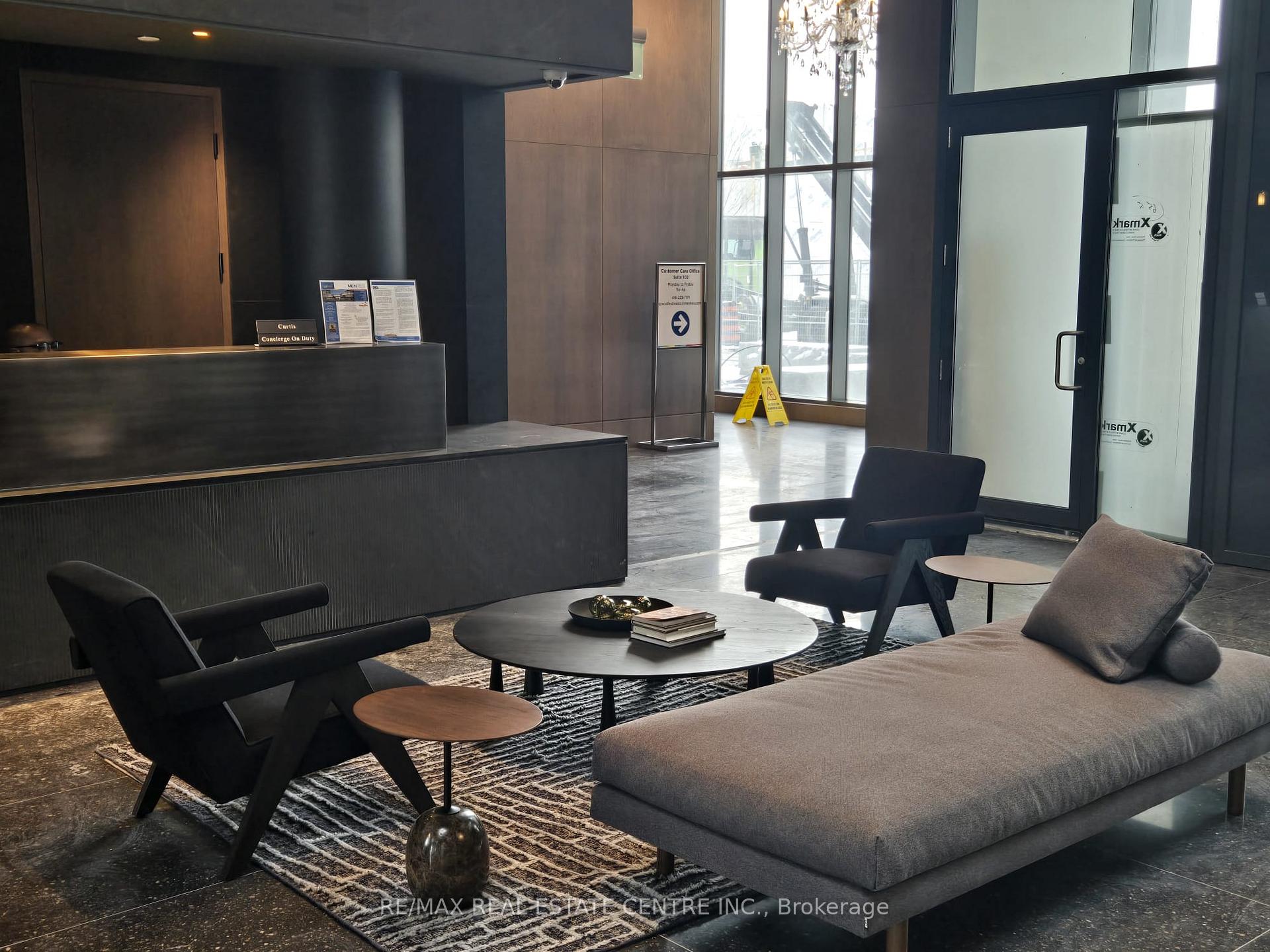 Photo 11 of Unit 1109, 8 Interchange Way, Vaughan, Vaughan Corporate Centre — HOMEH