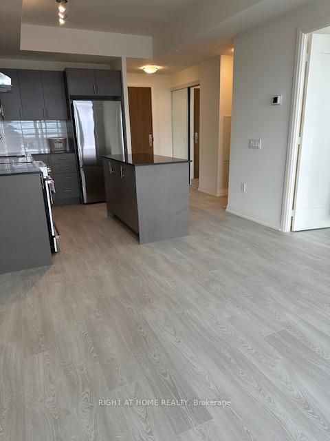 Photo 6 of Unit #906, 27 Korda Gate, Vaughan, Vellore Village — HOMEH