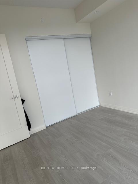 Photo 11 of Unit #906, 27 Korda Gate, Vaughan, Vellore Village — HOMEH