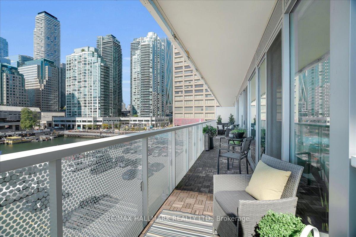 Photo 38 of Unit 311, 15 Queens Quay E, Toronto, Waterfront Communities — HOMEH