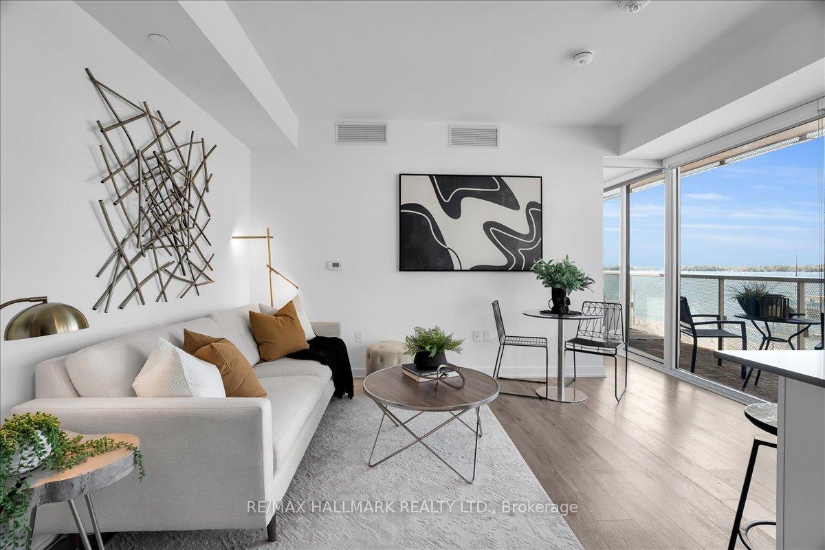 Photo 9 of Unit 311, 15 Queens Quay E, Toronto, Waterfront Communities — HOMEH