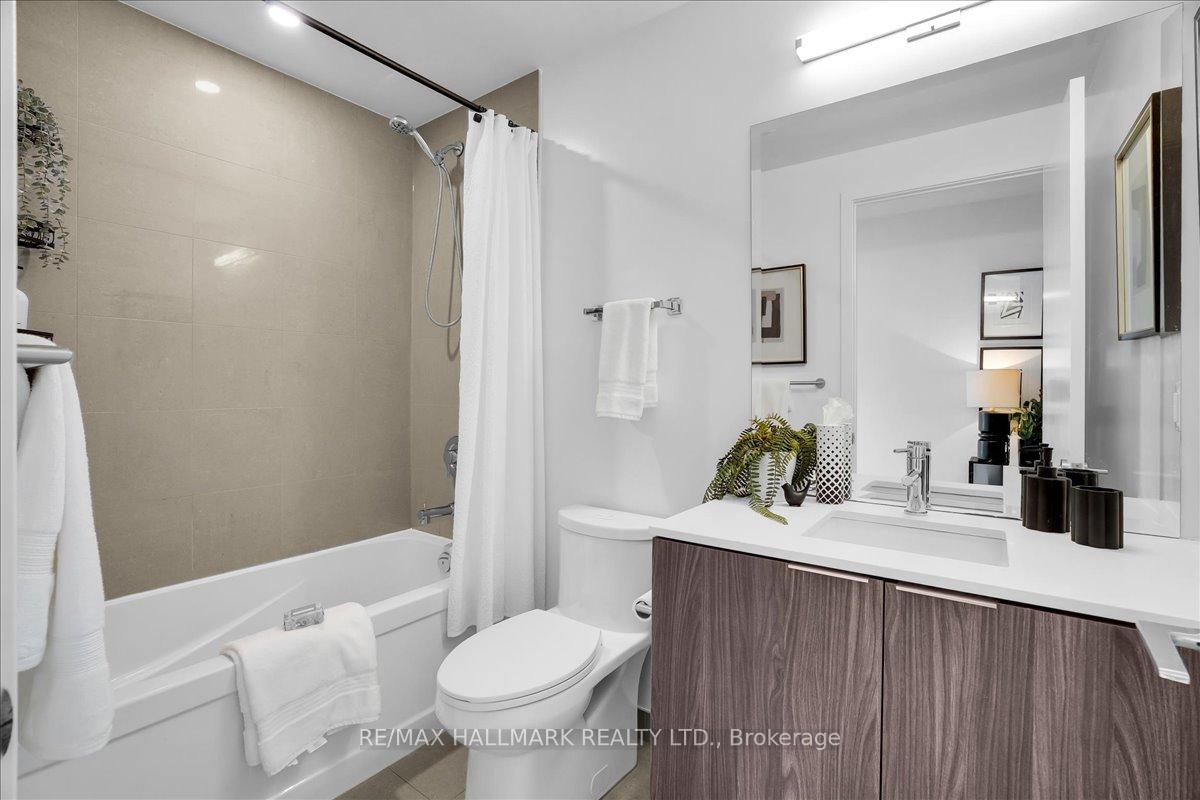 Photo 17 of Unit 311, 15 Queens Quay E, Toronto, Waterfront Communities — HOMEH
