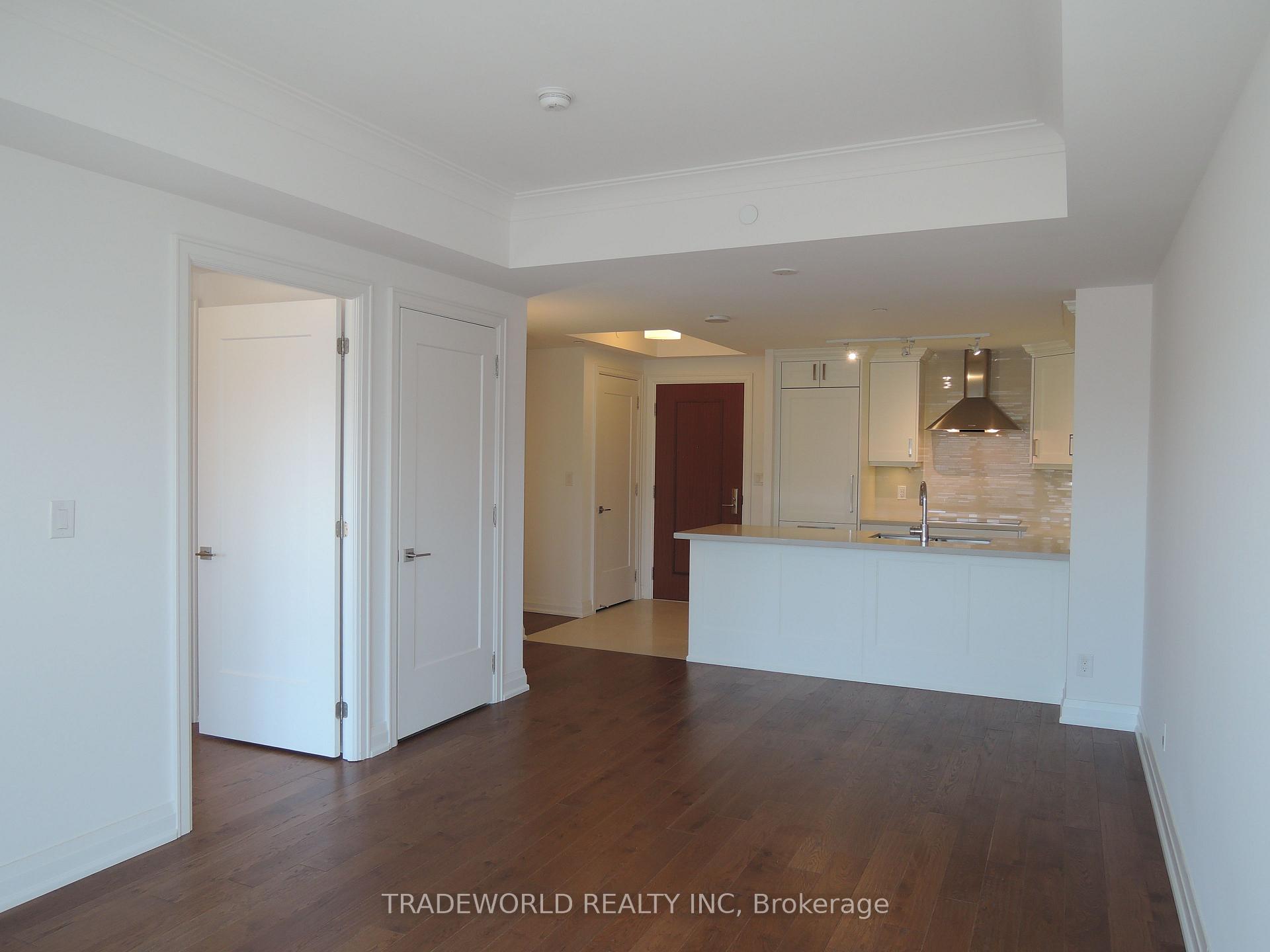 Photo 4 of Unit 808, 15 Stollery Pond Crescent, Markham, Angus Glen — HOMEH