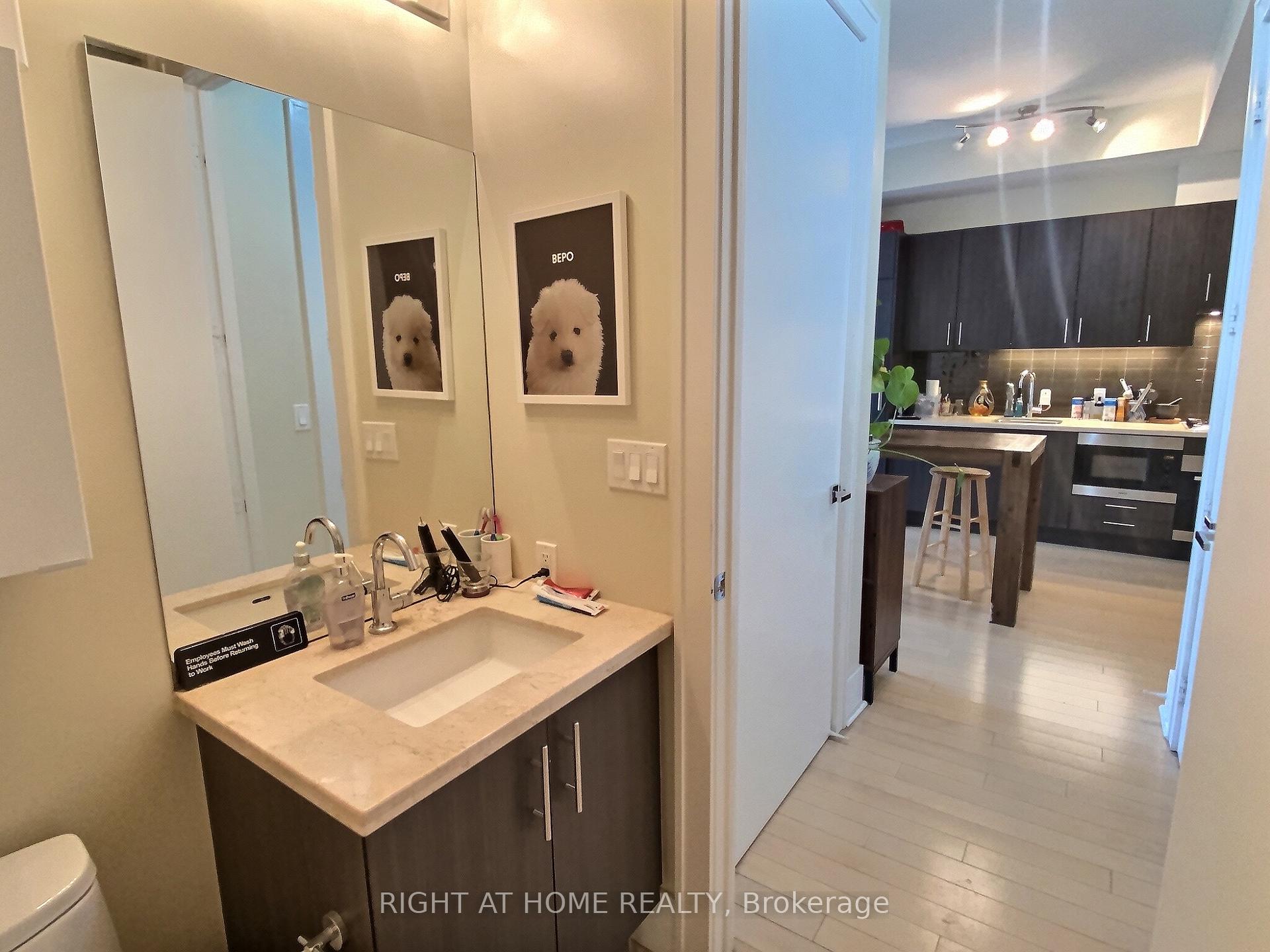 Photo 3 of Unit 625, 29 Queens Quay E, Toronto, Waterfront Communities — HOMEH