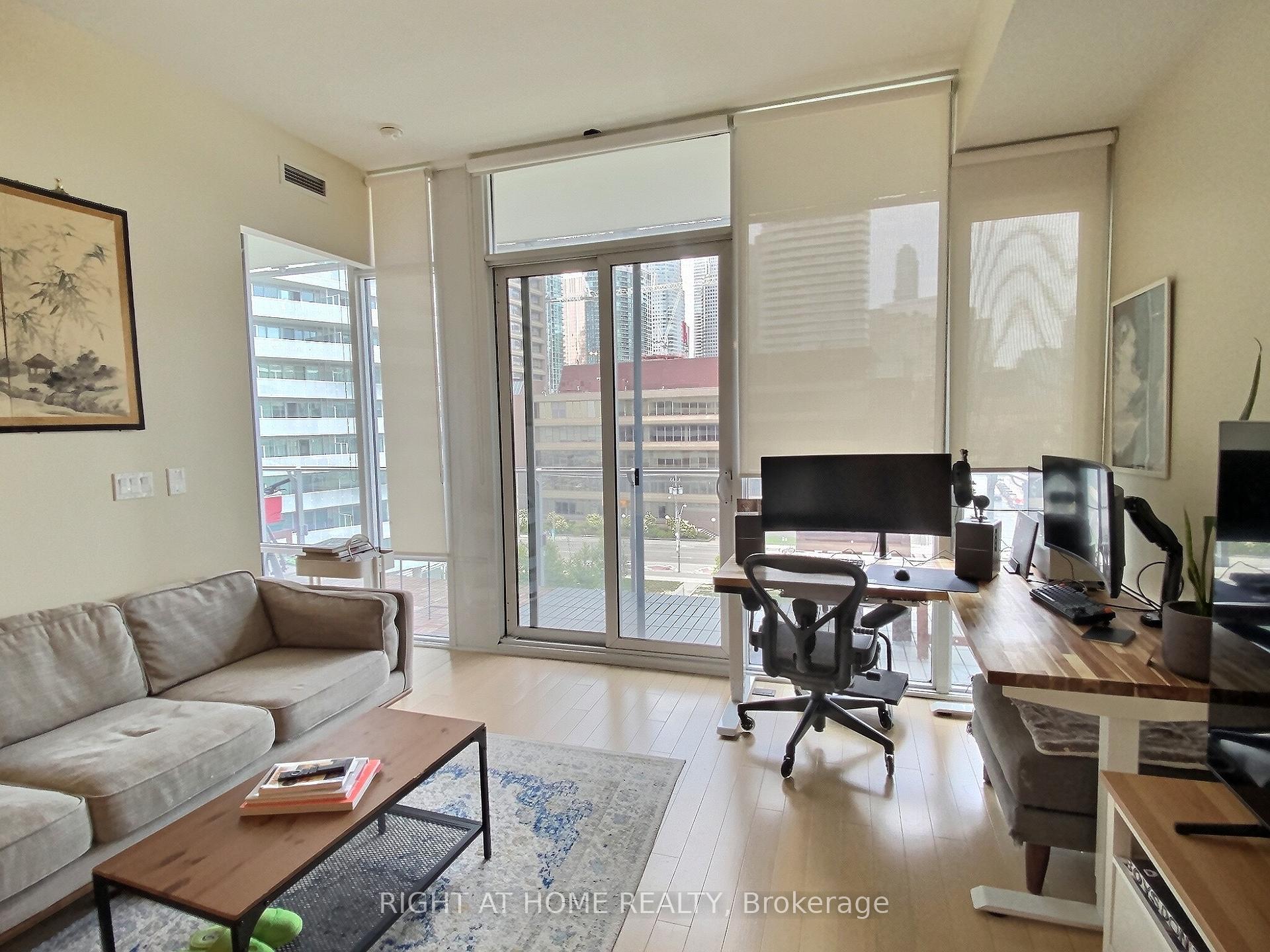 Photo 7 of Unit 625, 29 Queens Quay E, Toronto, Waterfront Communities — HOMEH