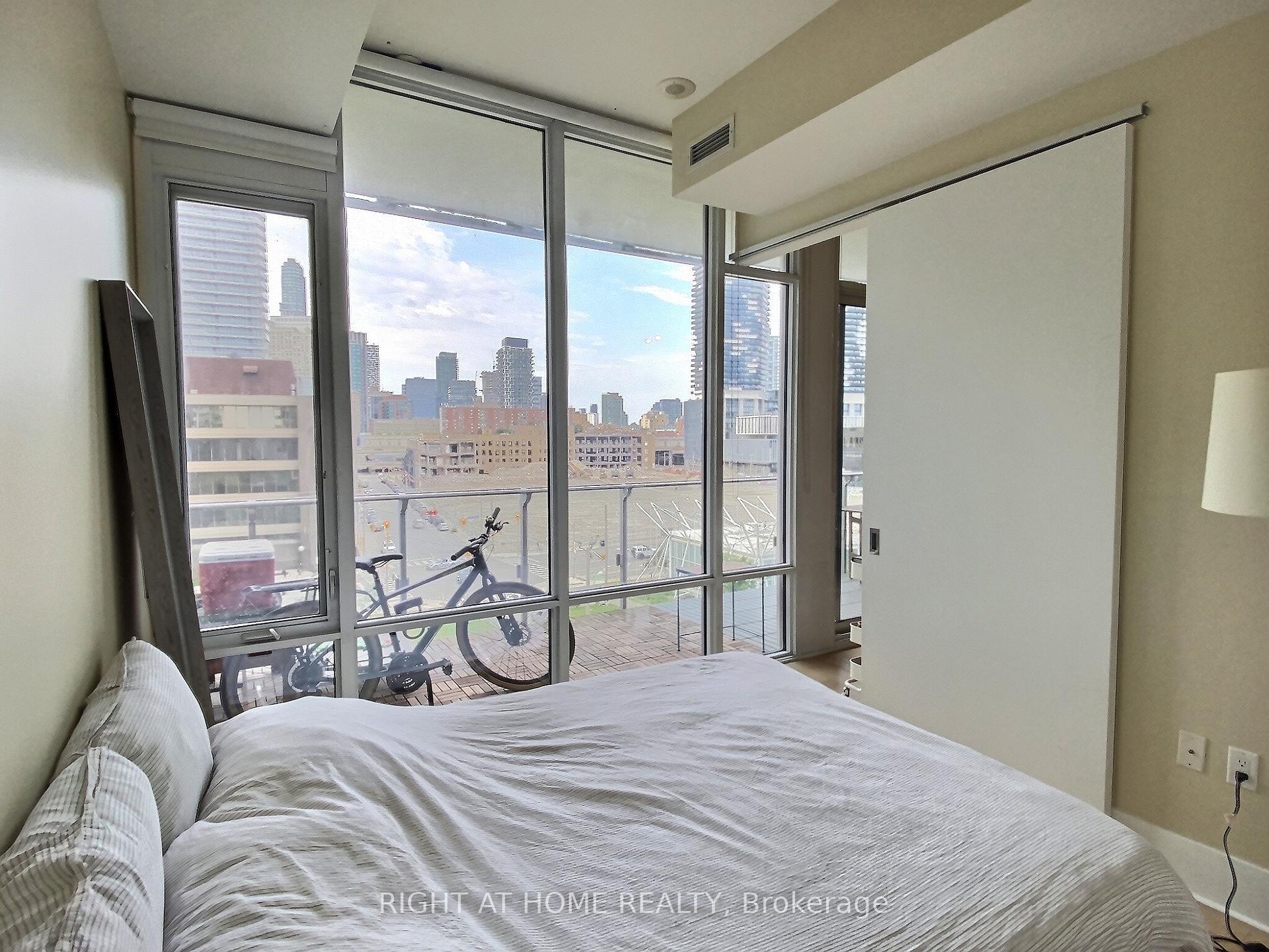 Photo 6 of Unit 625, 29 Queens Quay E, Toronto, Waterfront Communities — HOMEH