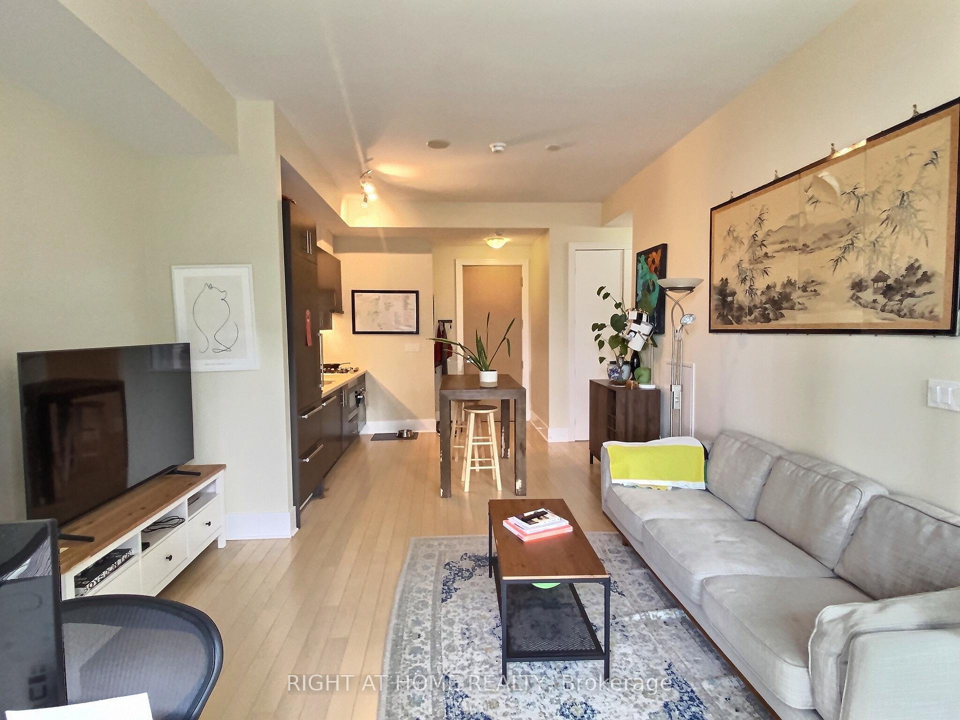 Photo 11 of Unit 625, 29 Queens Quay E, Toronto, Waterfront Communities — HOMEH