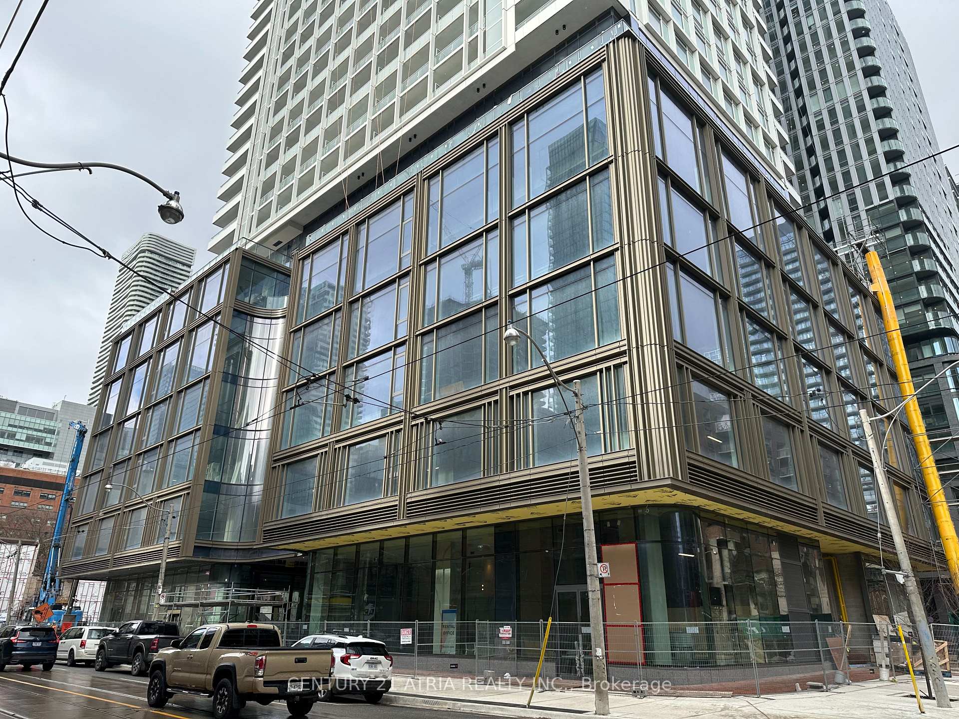 Photo 2 of Unit 5501, 88 Queen Street, Toronto, Church-Yonge Corridor — HOMEH