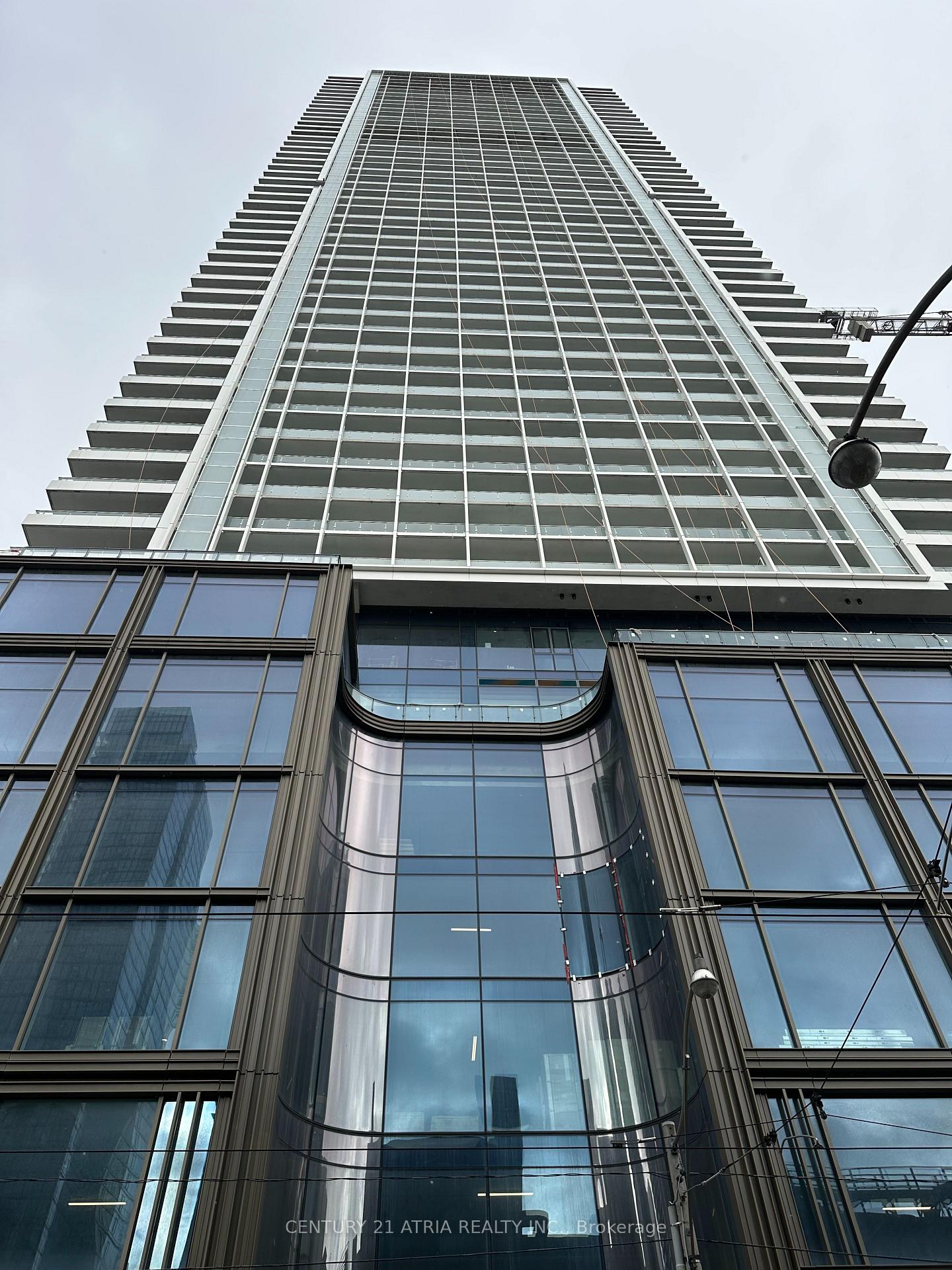 Photo 3 of Unit 5501, 88 Queen Street, Toronto, Church-Yonge Corridor — HOMEH