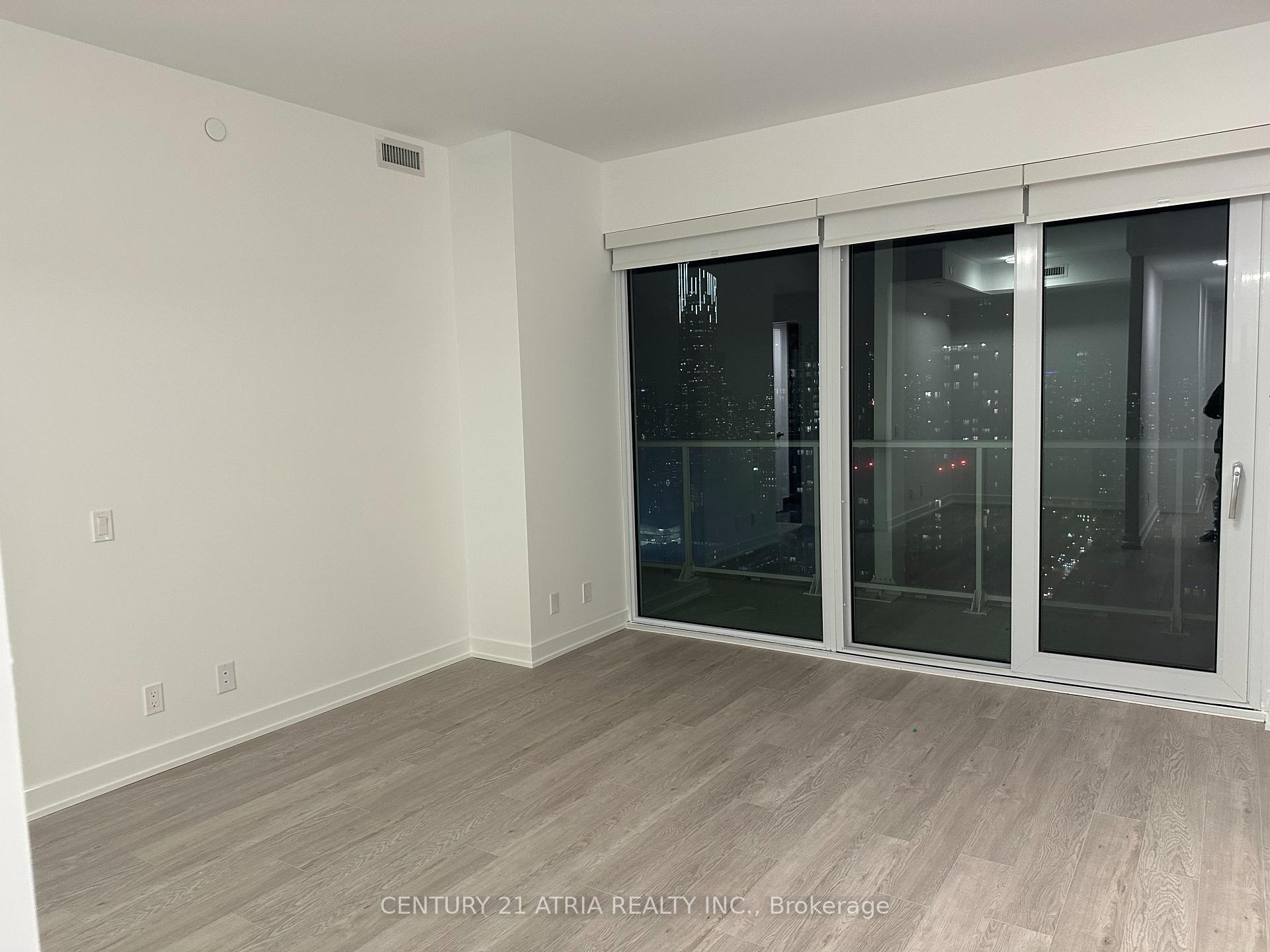 Photo 11 of Unit 5501, 88 Queen Street, Toronto, Church-Yonge Corridor — HOMEH
