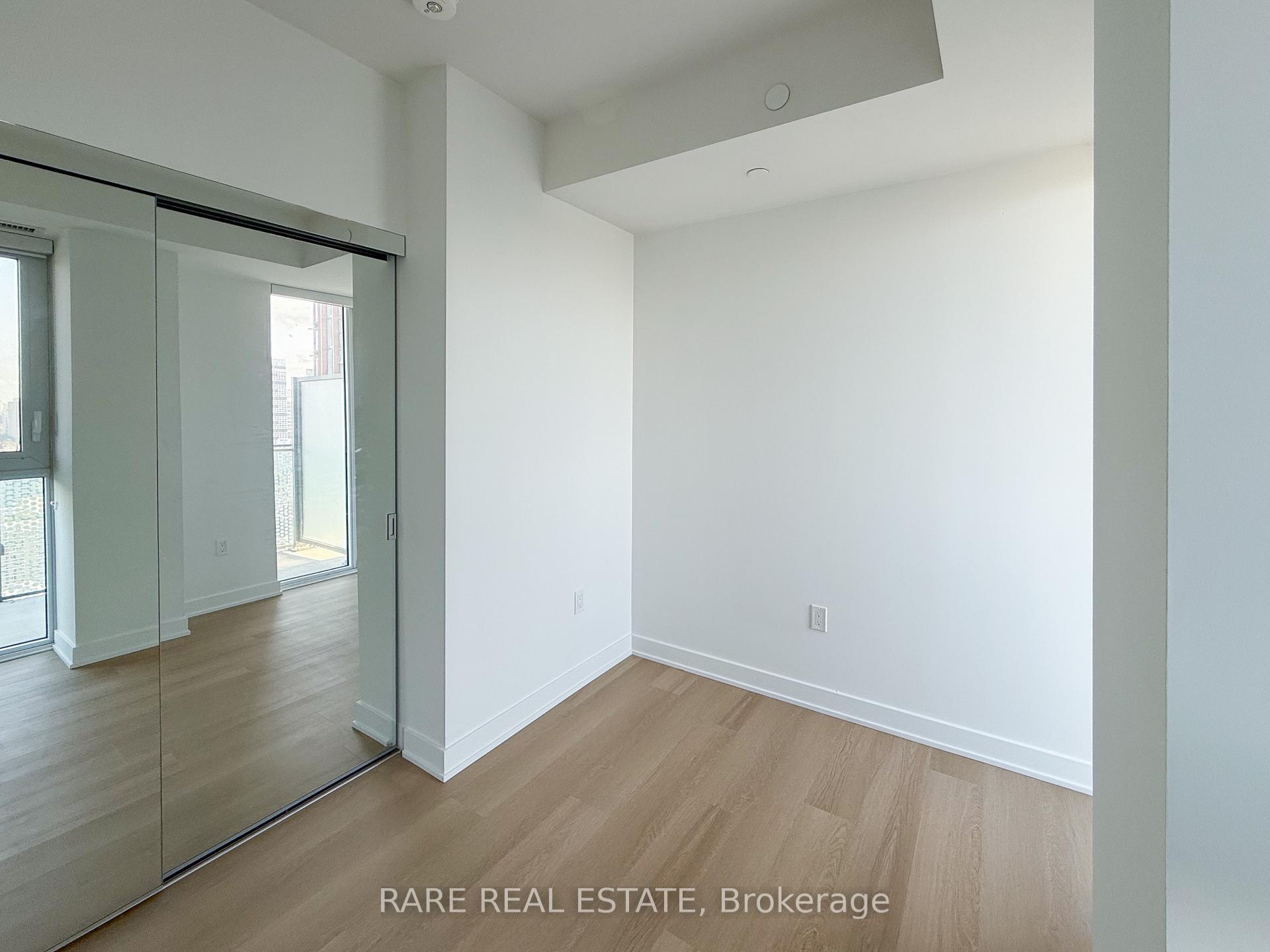 Photo 4 of Unit 2701, 70 Princess Street, Toronto, Moss Park — HOMEH