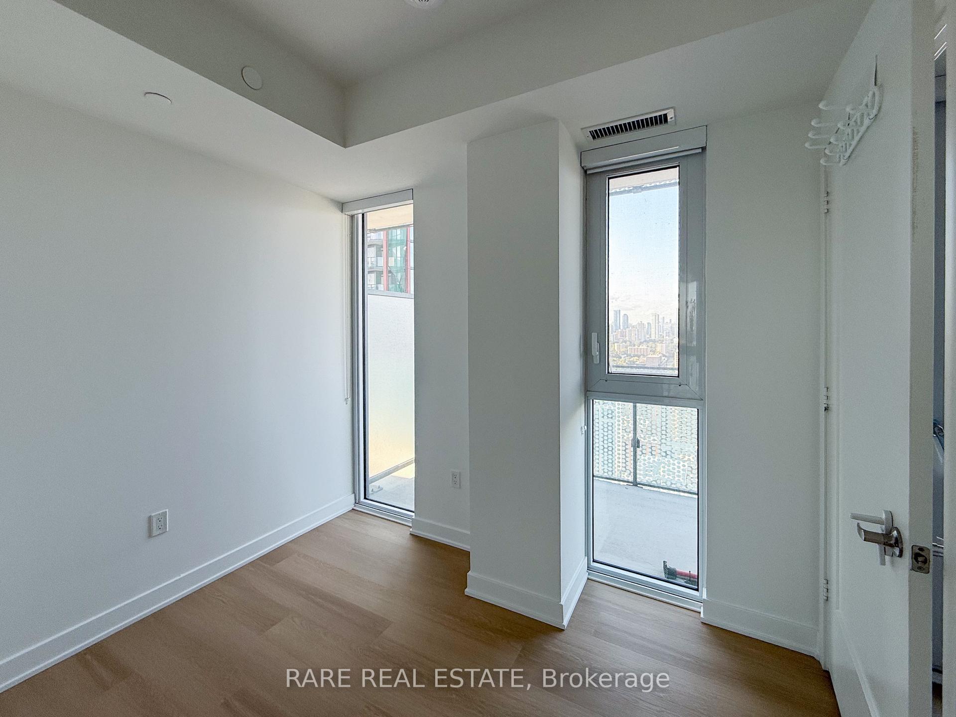 Photo 6 of Unit 2701, 70 Princess Street, Toronto, Moss Park — HOMEH