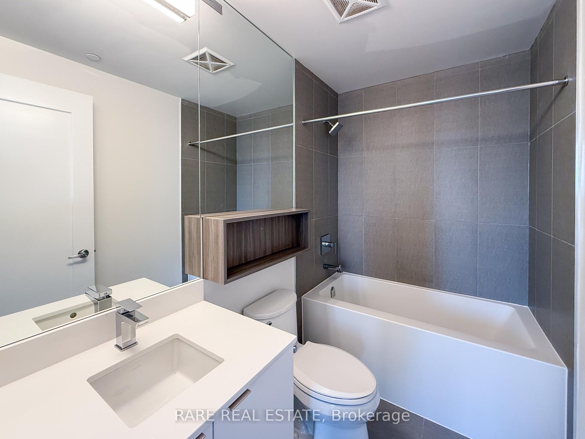 Photo 10 of Unit 2701, 70 Princess Street, Toronto, Moss Park — HOMEH