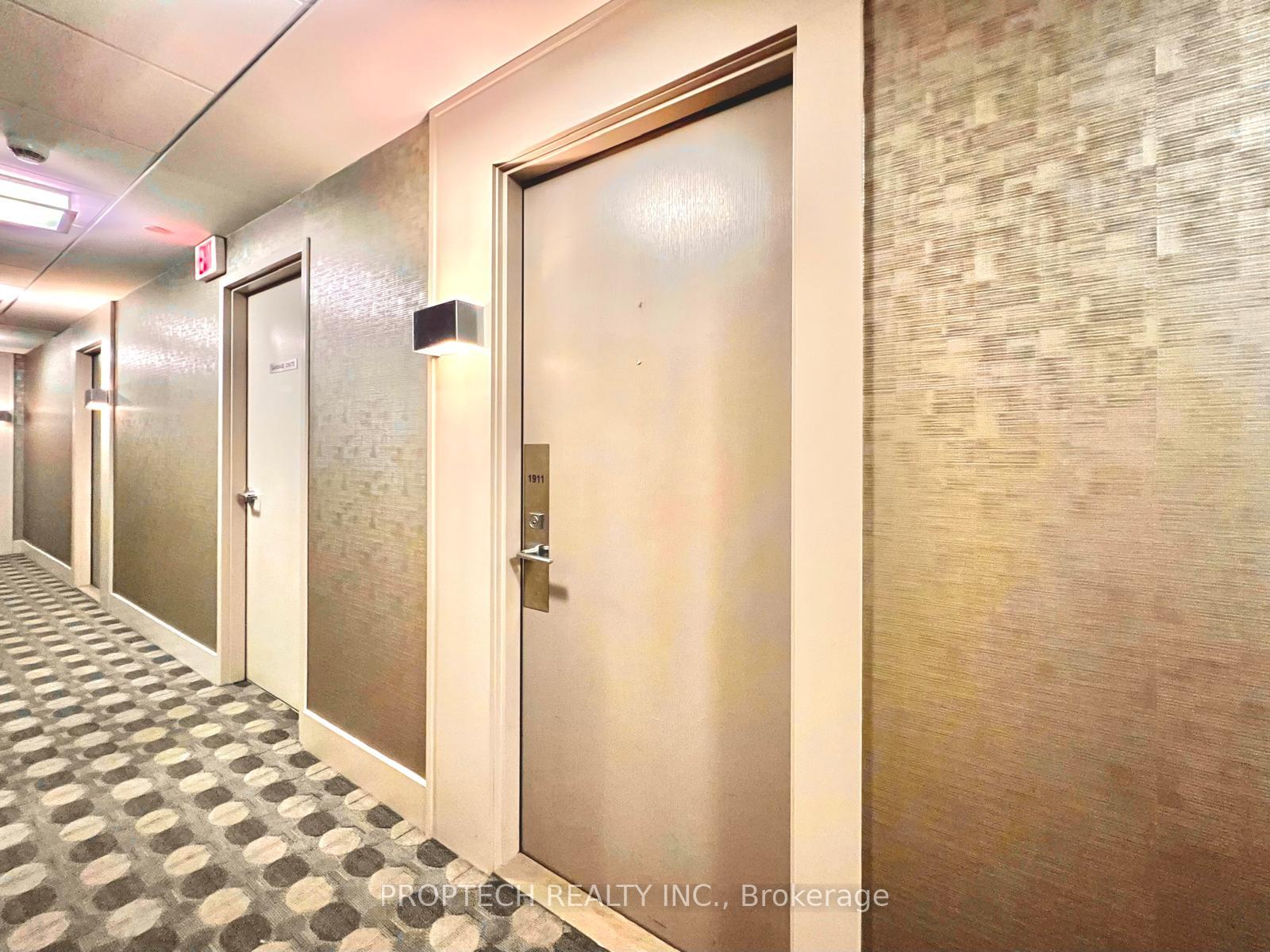 Photo 2 of Unit 1911, 7165 Yonge Street, Markham, Grandview — HOMEH