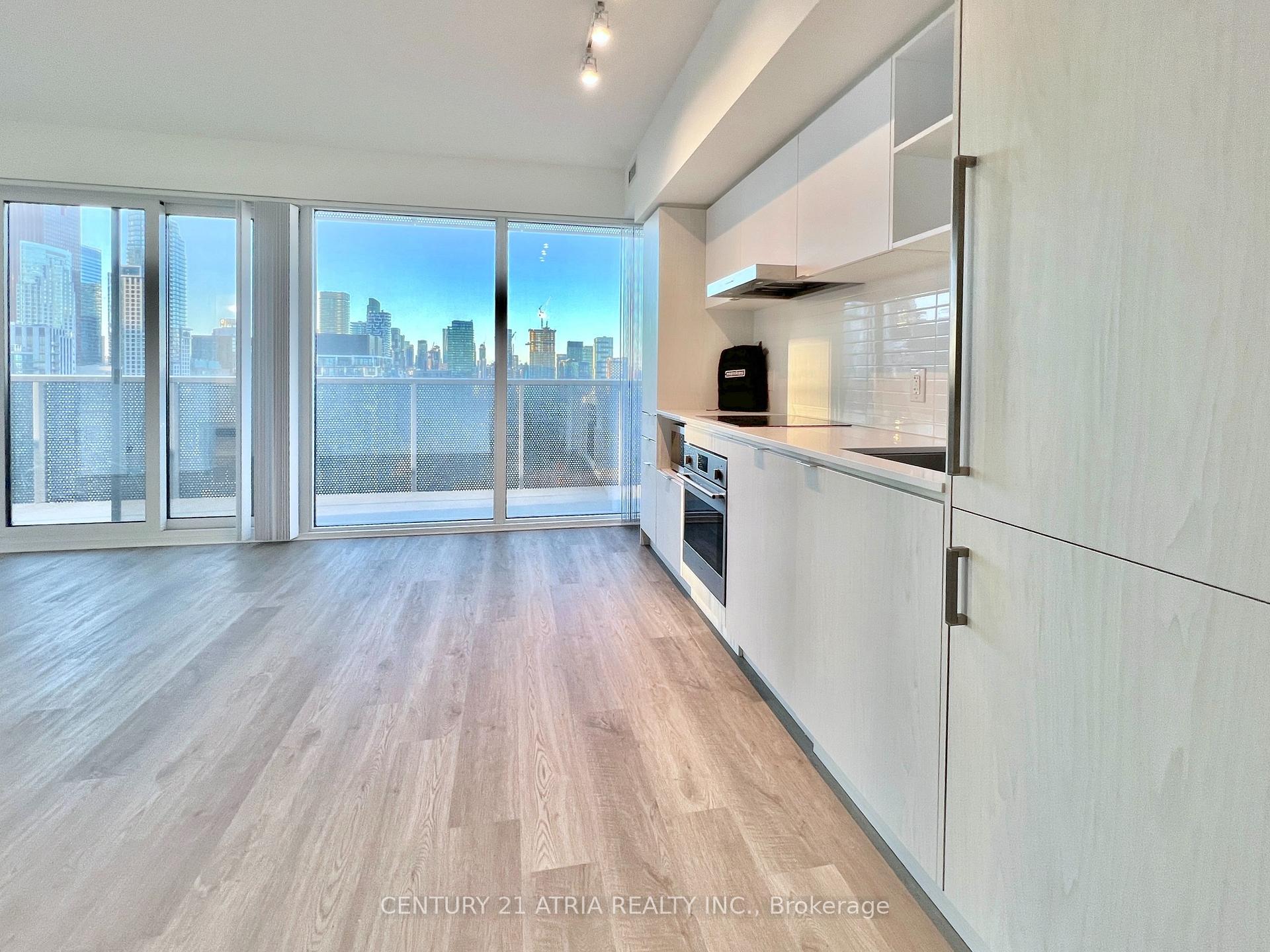 Photo 8 of Unit 3101, 55 Cooper Street, Toronto, Waterfront Communities — HOMEH