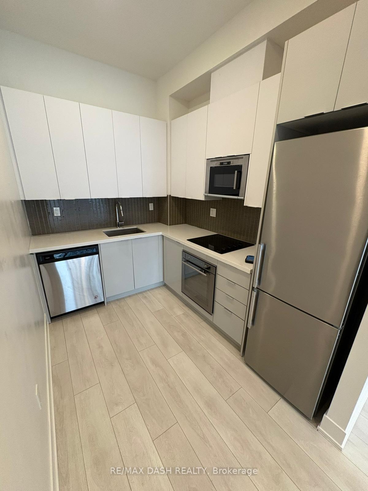 Photo 10 of Unit 615, 2916 Highway 7, Vaughan, Concord — HOMEH