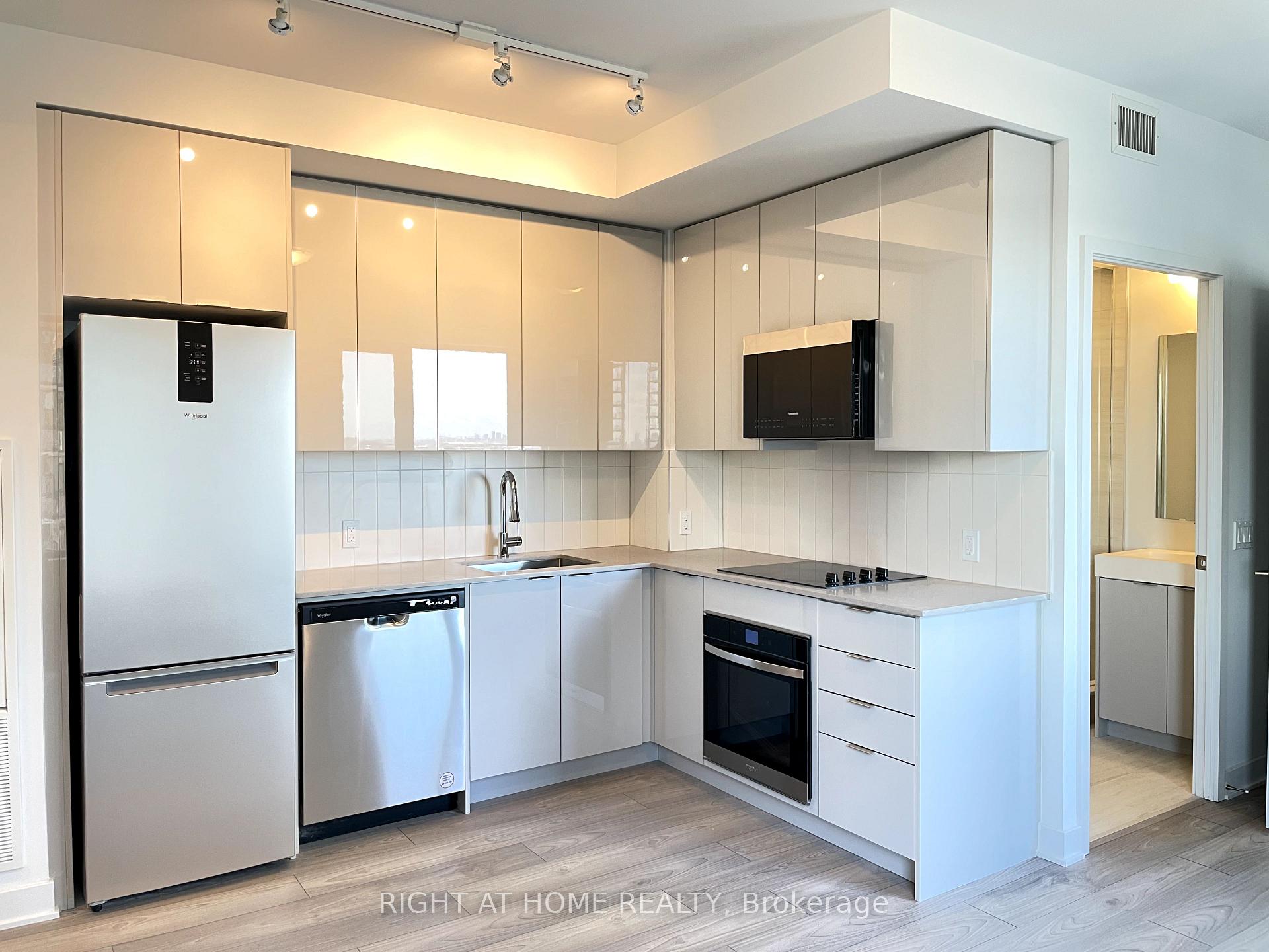 Photo 3 of Unit 1306, 2920 Highway 7, Vaughan, Concord — HOMEH