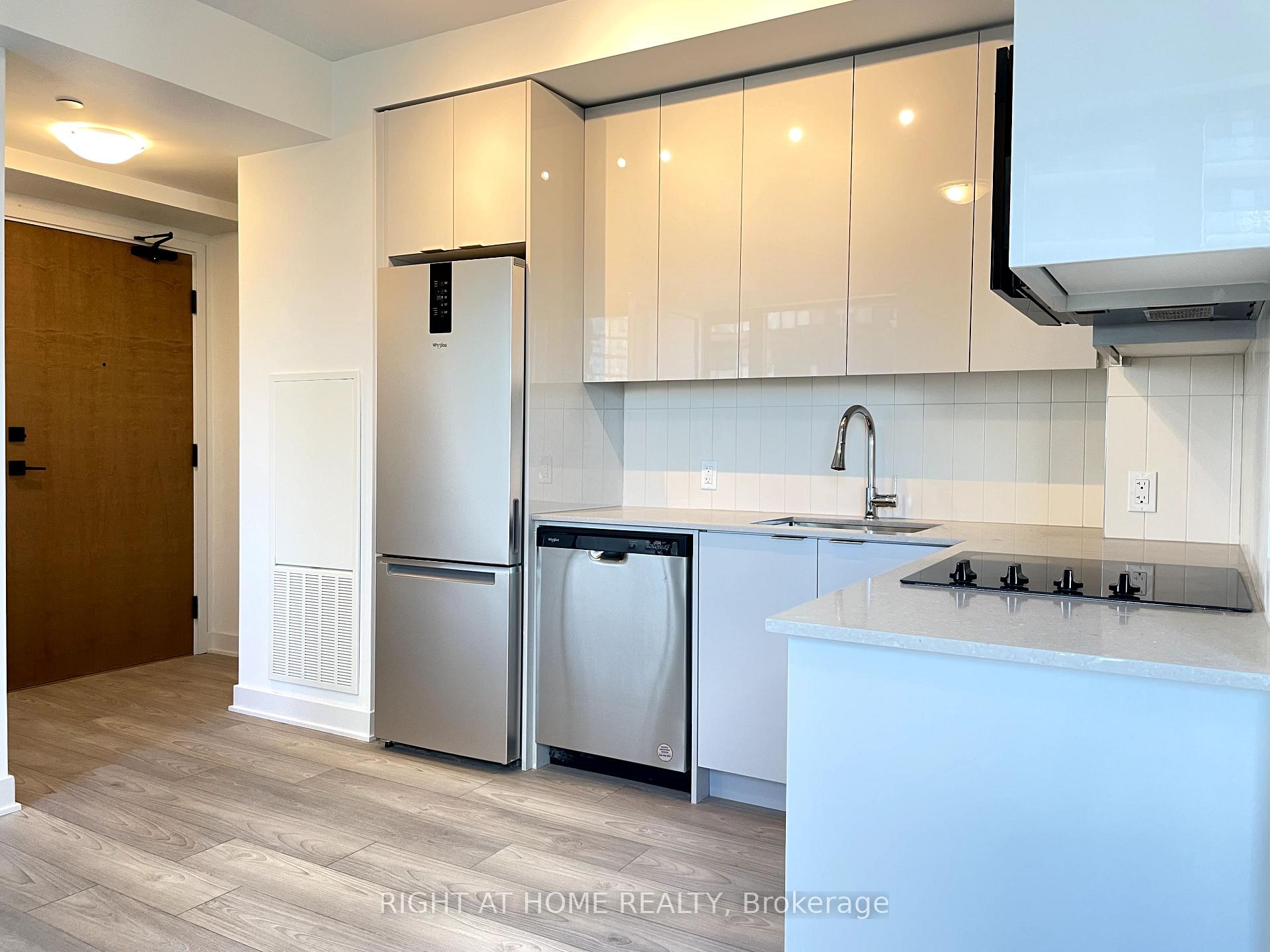 Photo 4 of Unit 1306, 2920 Highway 7, Vaughan, Concord — HOMEH