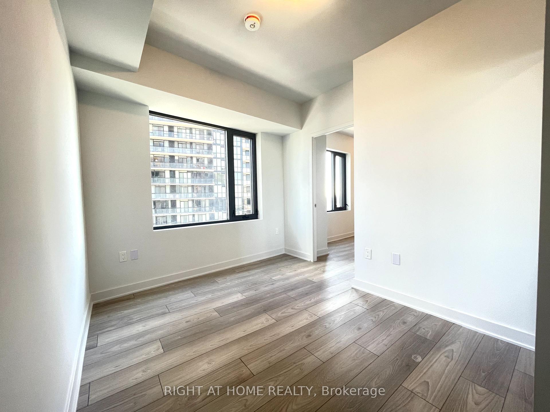 Photo 8 of Unit 1306, 2920 Highway 7, Vaughan, Concord — HOMEH